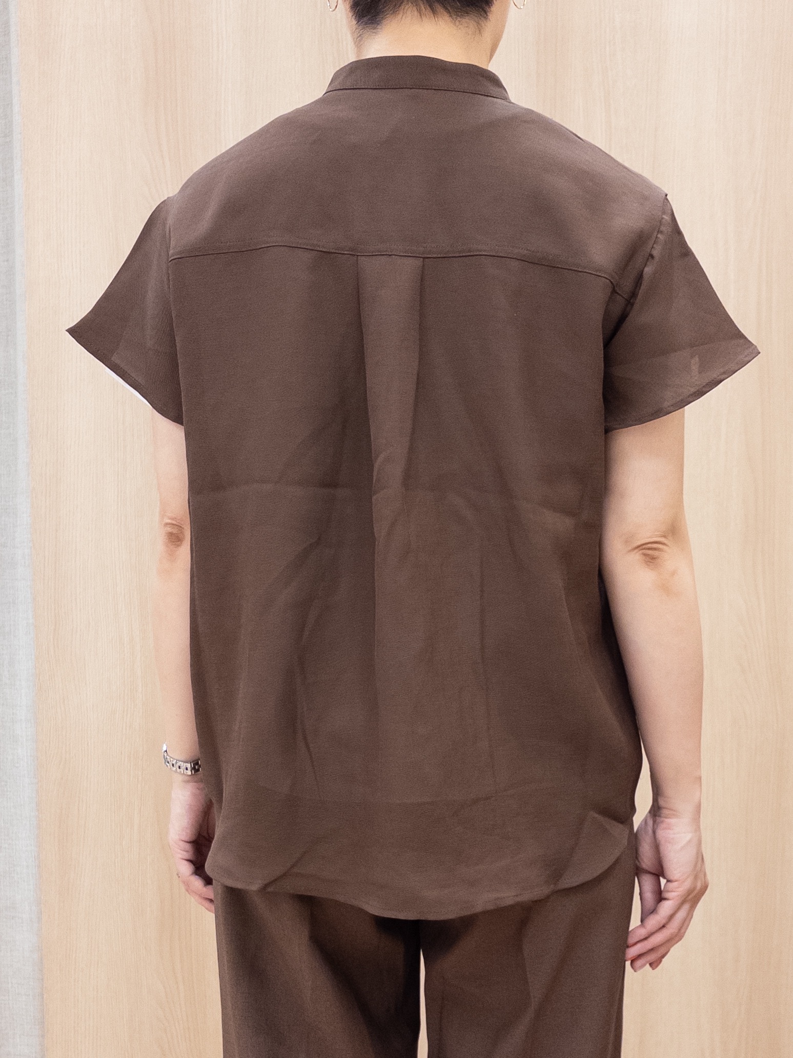 シュウコさんの「grove｜【遮熱／吸水速乾／UVカット】ベーシックロゴTシャツ」を使ったコーディネート
