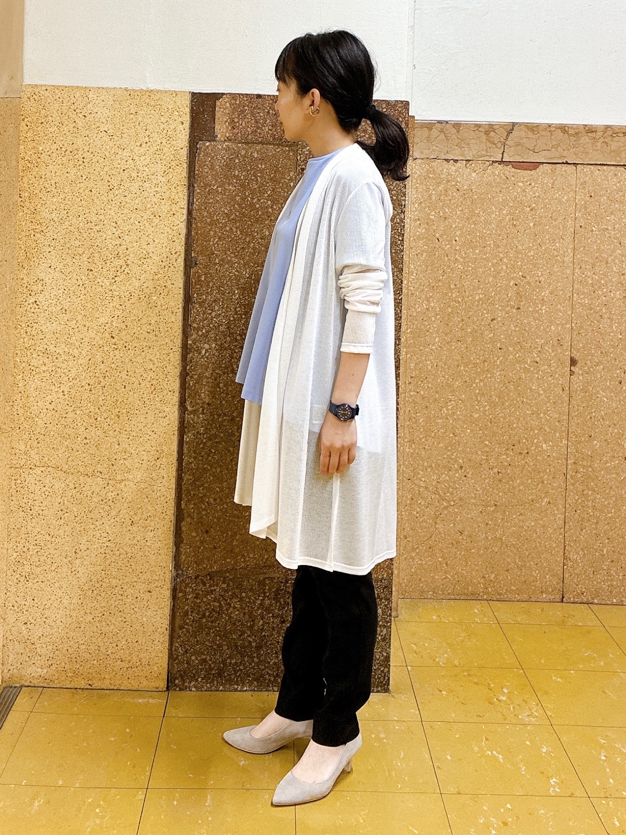 hattoriさんの「INDIVI｜【洗える／アンサンブル可能】シアーストライプカーディガン」を使ったコーディネート