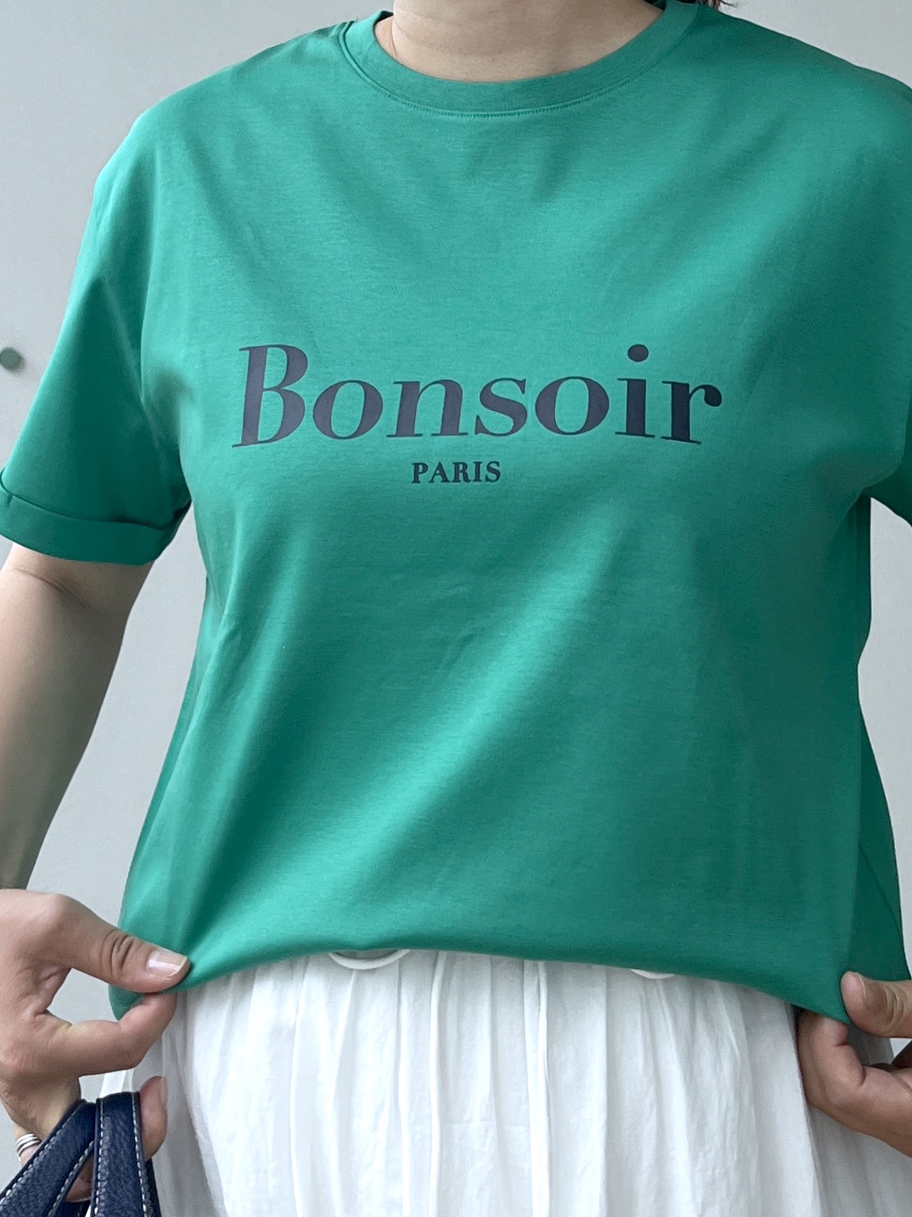 Soeさんの「DRESSTERIOR｜【接触冷感／抗菌防臭／消臭】アイスクリアコットン Bonsoir ロゴTシャツ」を使ったコーディネート