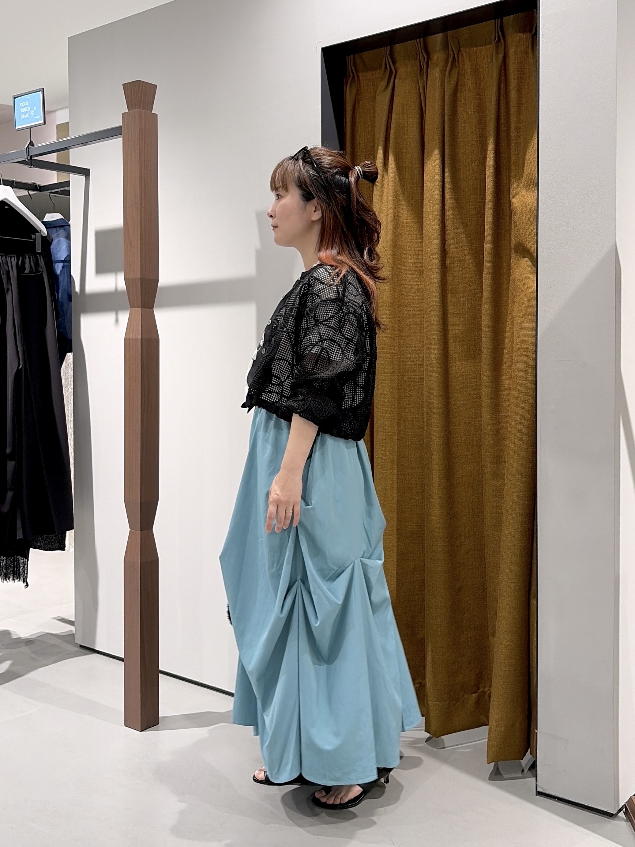 よねさんの「INDIVI｜アートメッシュブルゾン」を使ったコーディネート