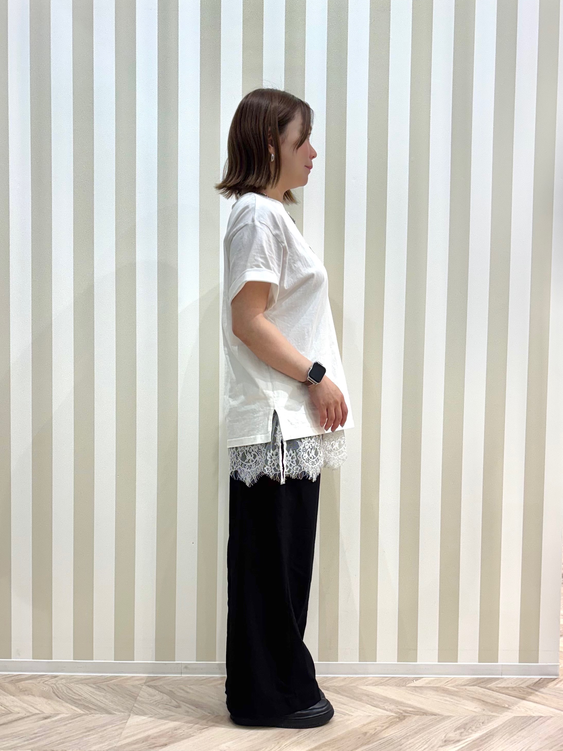 ナギさんの「SHOO･LA･RUE｜【綿100％/S-LL/プチプラ】選べる3柄 プリントアソートTシャツ」を使ったコーディネート