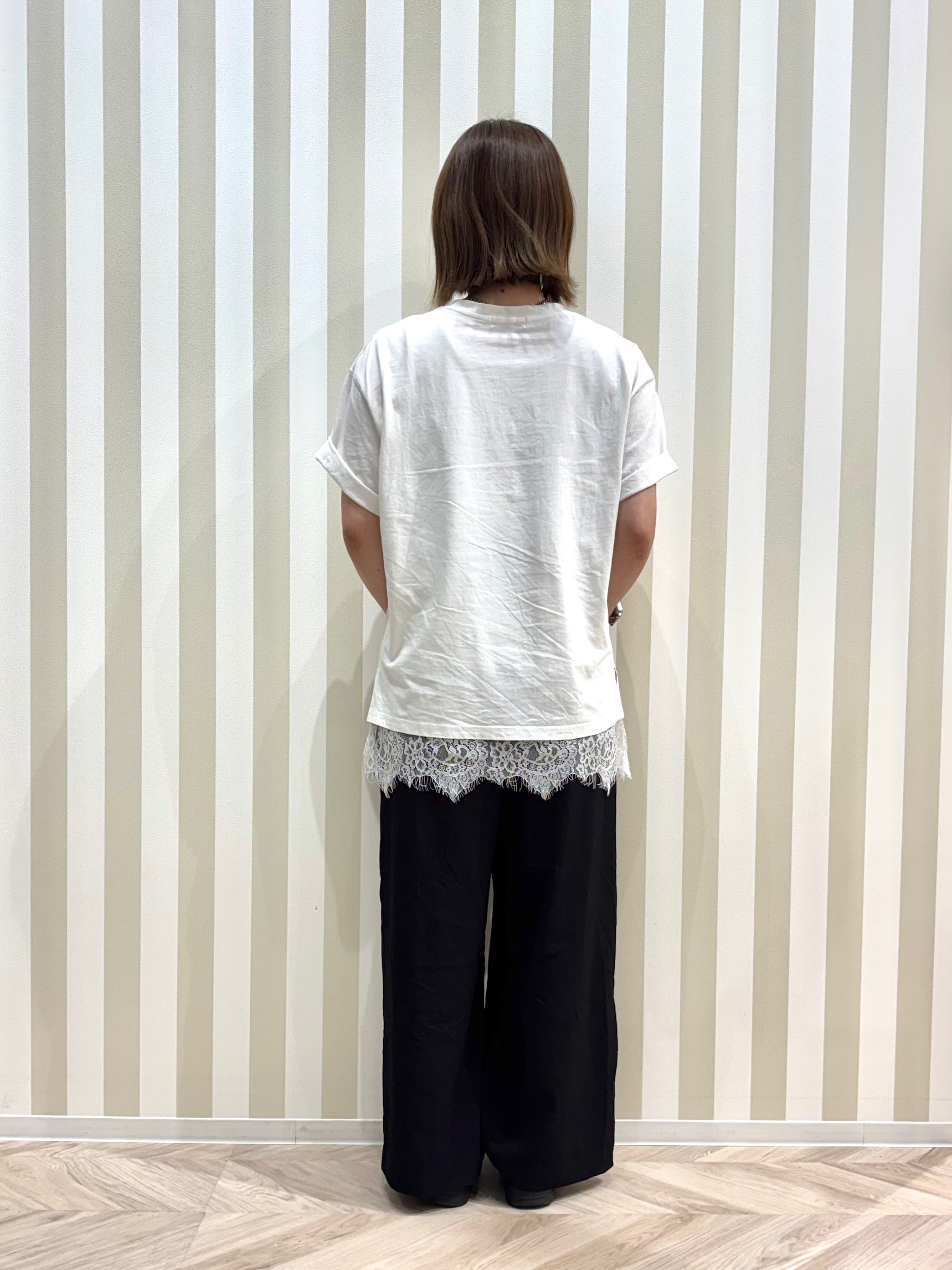 ナギさんの「SHOO･LA･RUE｜【綿100％/S-LL/プチプラ】選べる3柄 プリントアソートTシャツ」を使ったコーディネート
