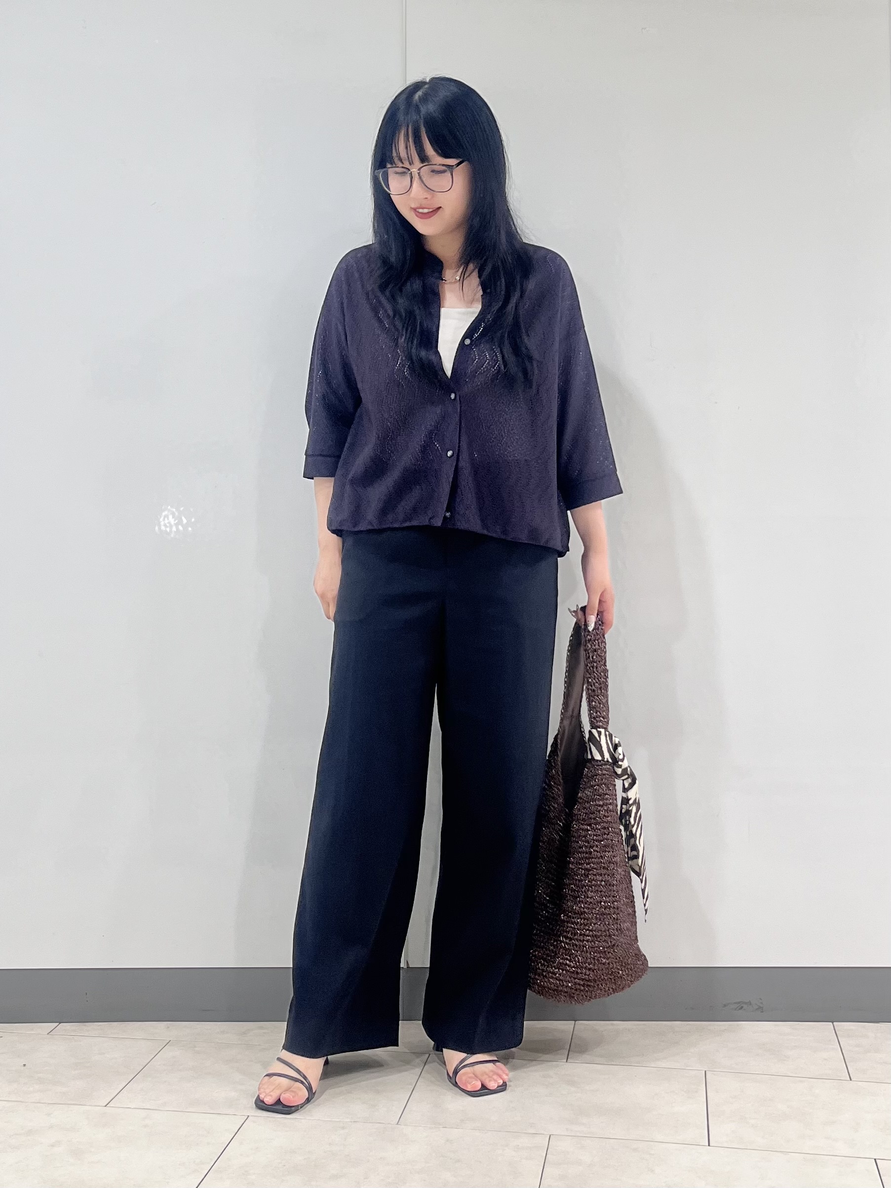 hasuさんの「INDIVI｜【さらっと素材／洗える】キカレースブラウス」を使ったコーディネート