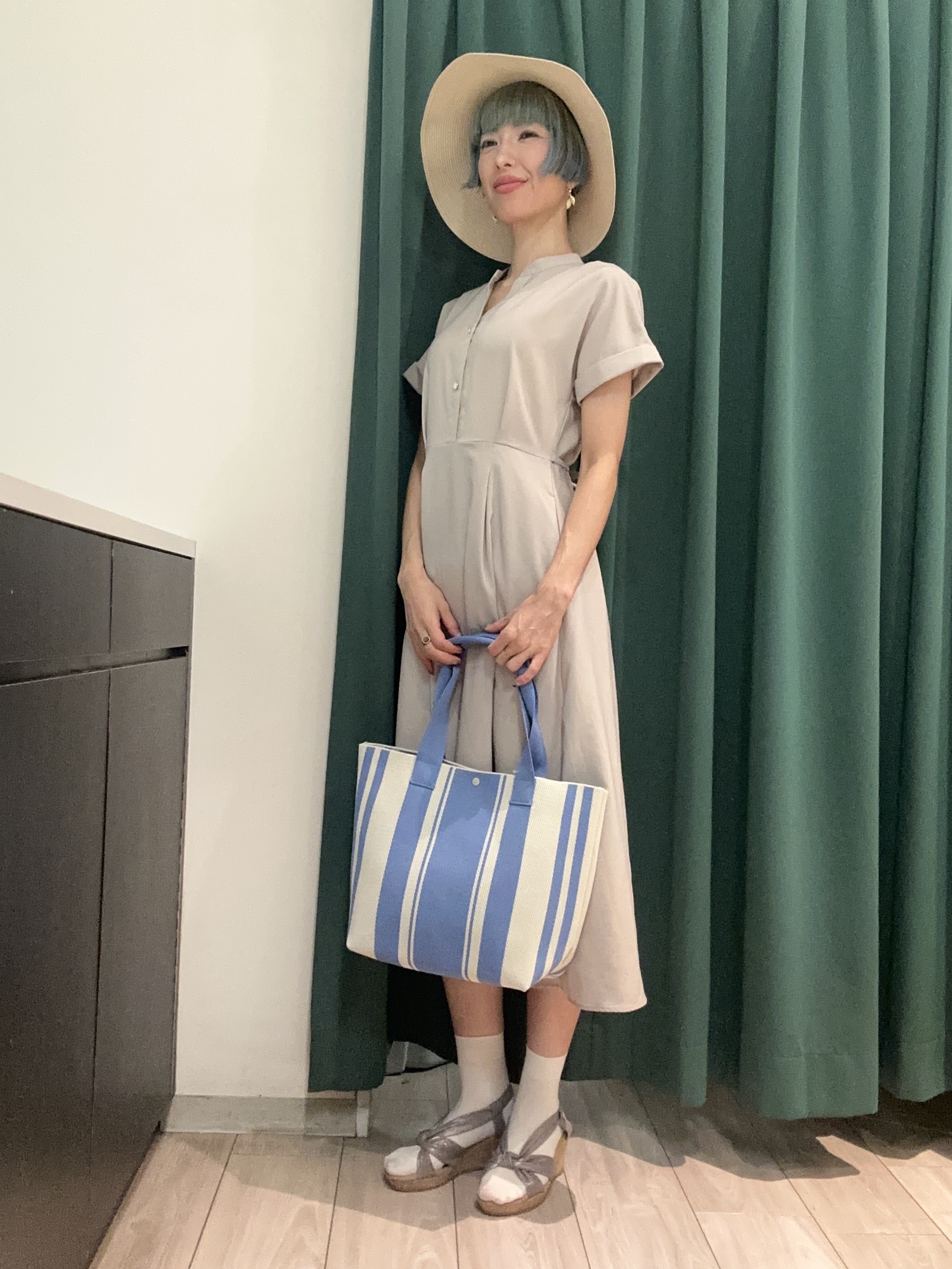 えまんさんの「SHOO･LA･RUE｜ねじりまが～るサンダル」を使ったコーディネート