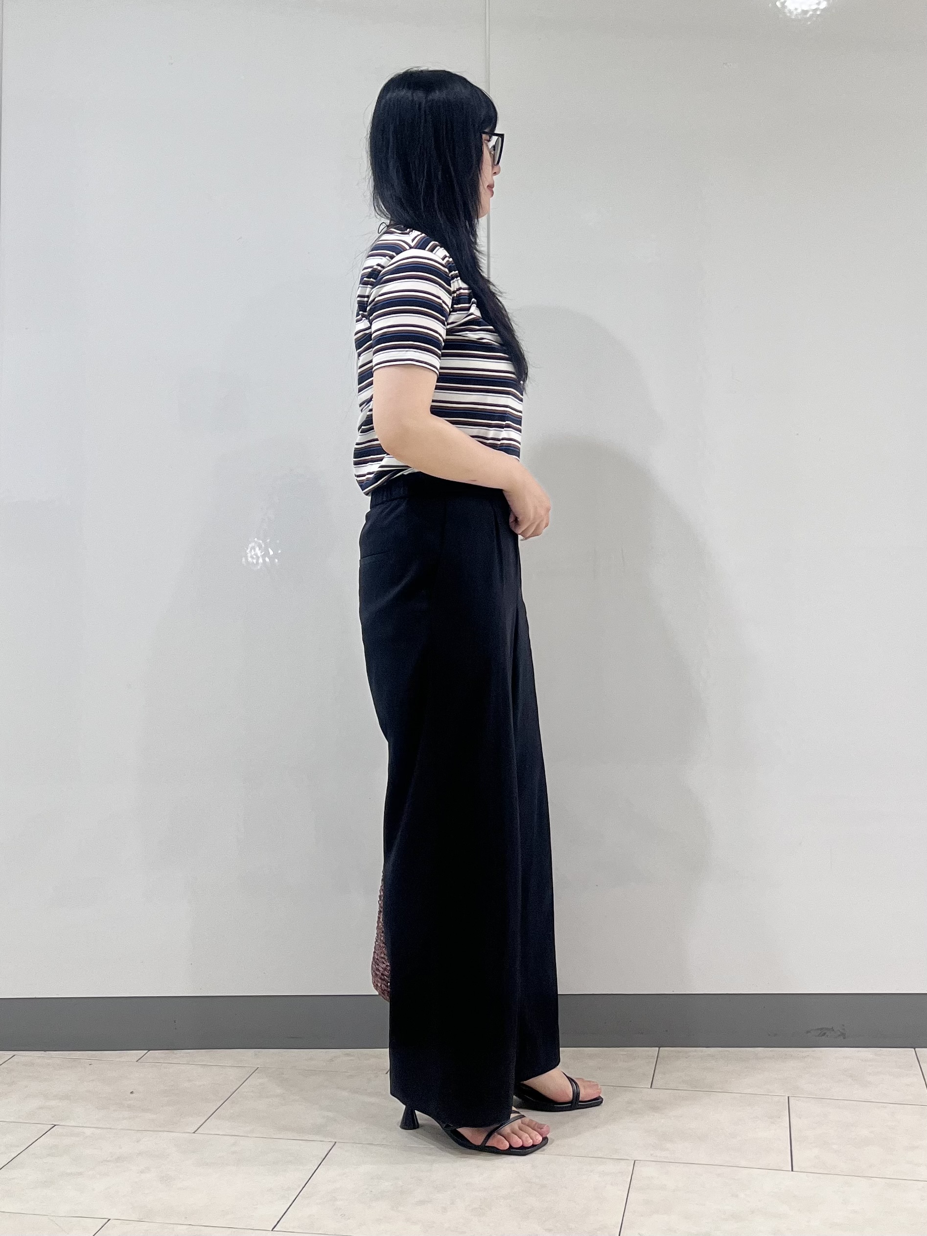 hasuさんの「INDIVI｜【ゆったり／着映え】ボーダーリラクシーTシャツ」を使ったコーディネート