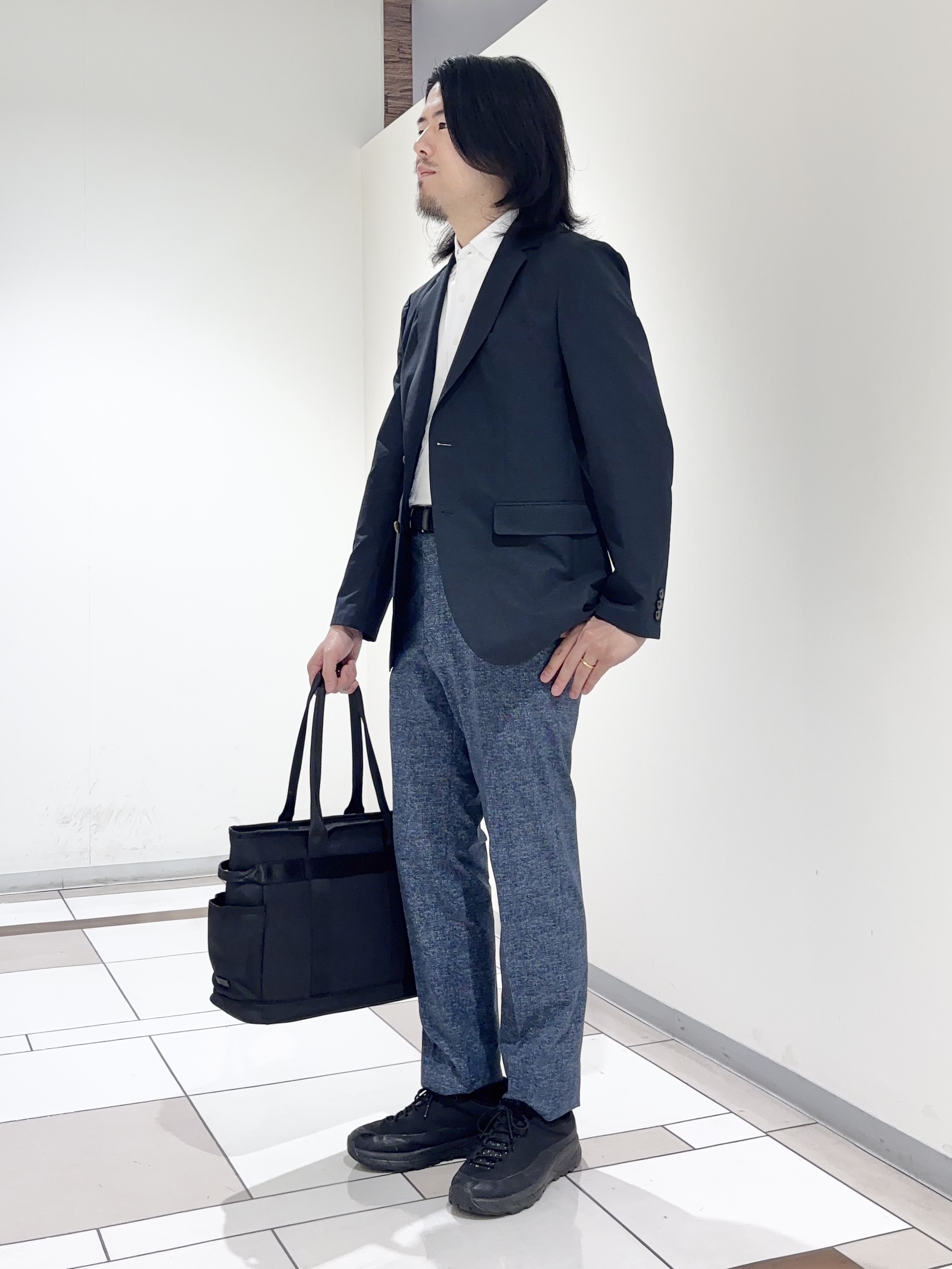 及川さんの「TAKEO KIKUCHI｜【抗菌防臭】COOL DOTS（R）ドビープリント ジャケット」を使ったコーディネート