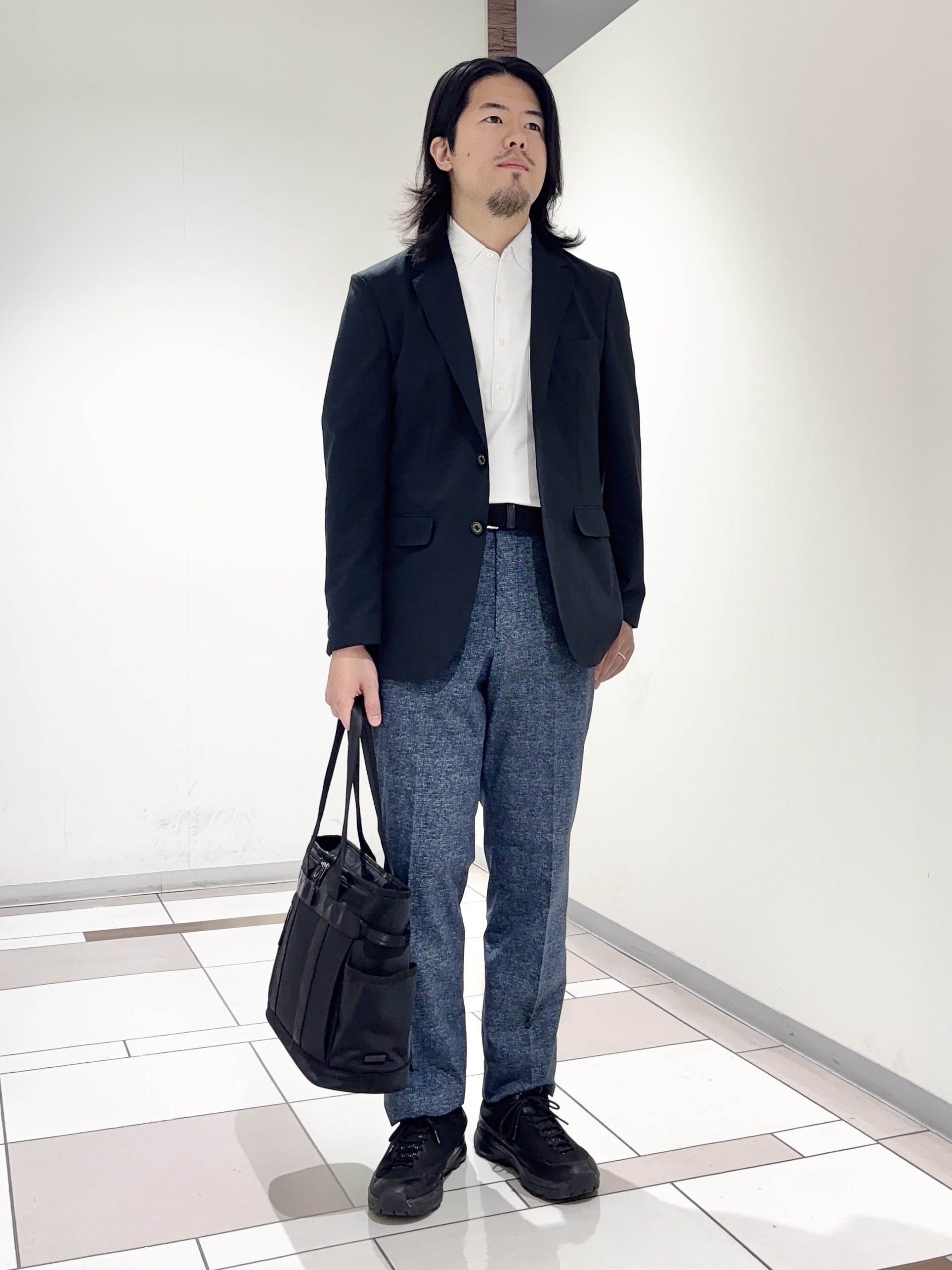 及川さんの「TAKEO KIKUCHI｜【抗菌防臭】COOL DOTS（R）ドビープリント ジャケット」を使ったコーディネート