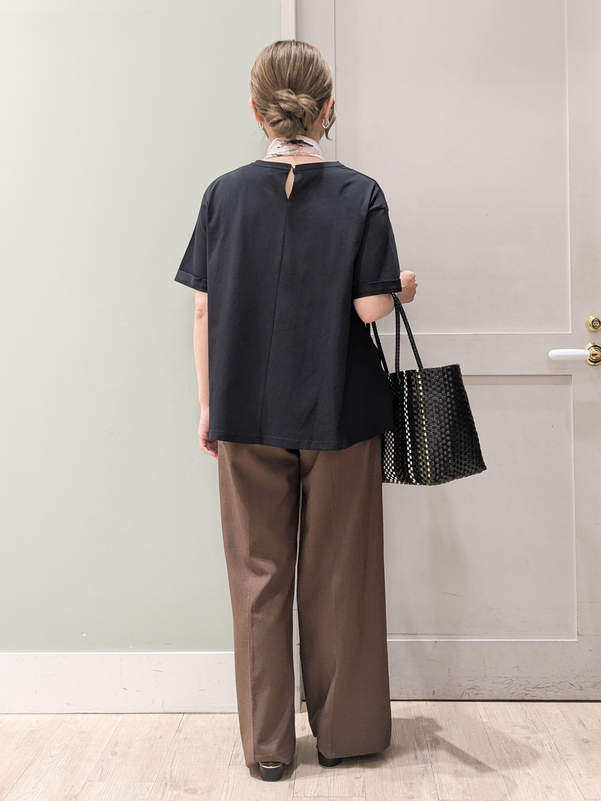 kuwawaさんの「grove｜【遮熱／吸水速乾／UVカット】フレアシルエットTシャツ」を使ったコーディネート