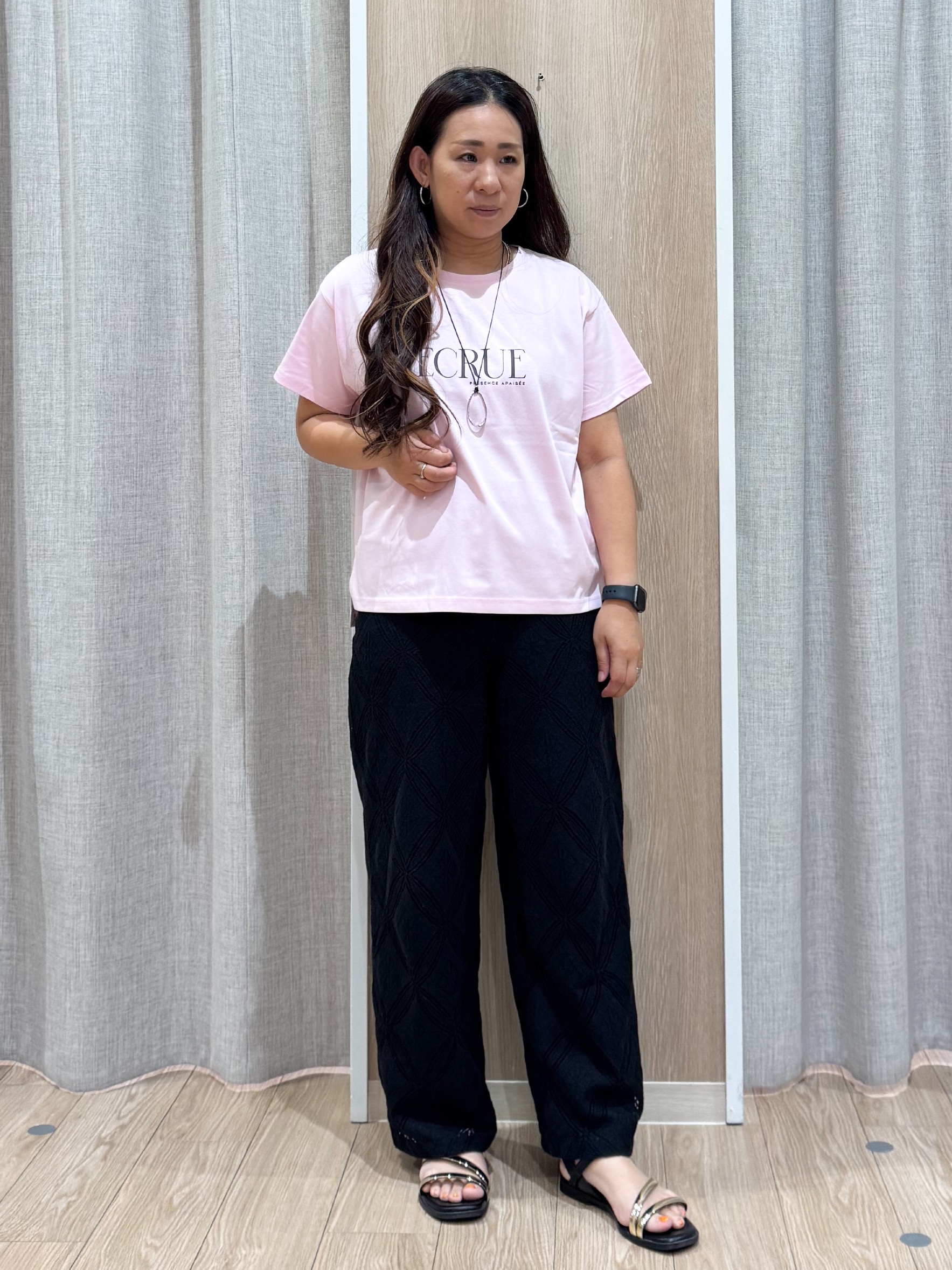 sachiさんの「grove｜【洗濯機OK/ひんやり】軽く羽織れるハーフスリーブジャケット」を使ったコーディネート