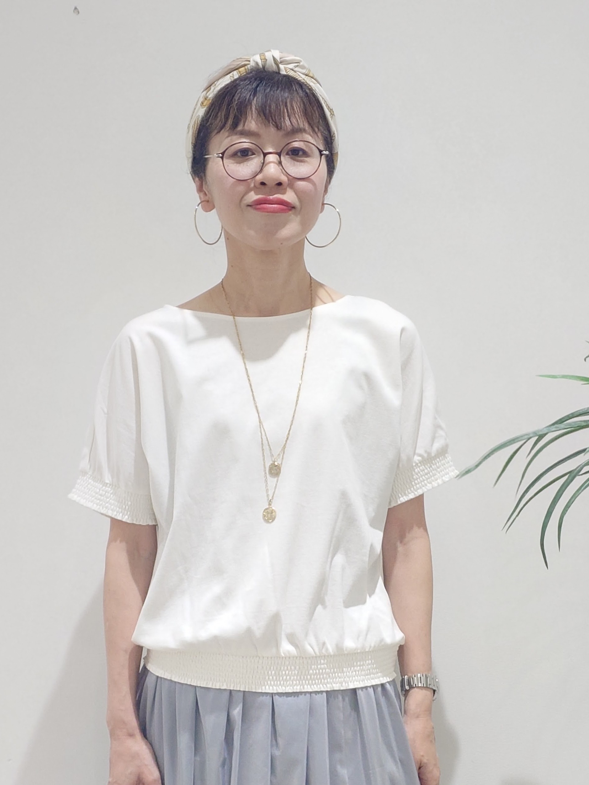 MUTSUKOさんの「UNTITLED｜【接触冷感/汗染み防止/吸水速乾/UVカット】シャーリングプルオーバー」を使ったコーディネート