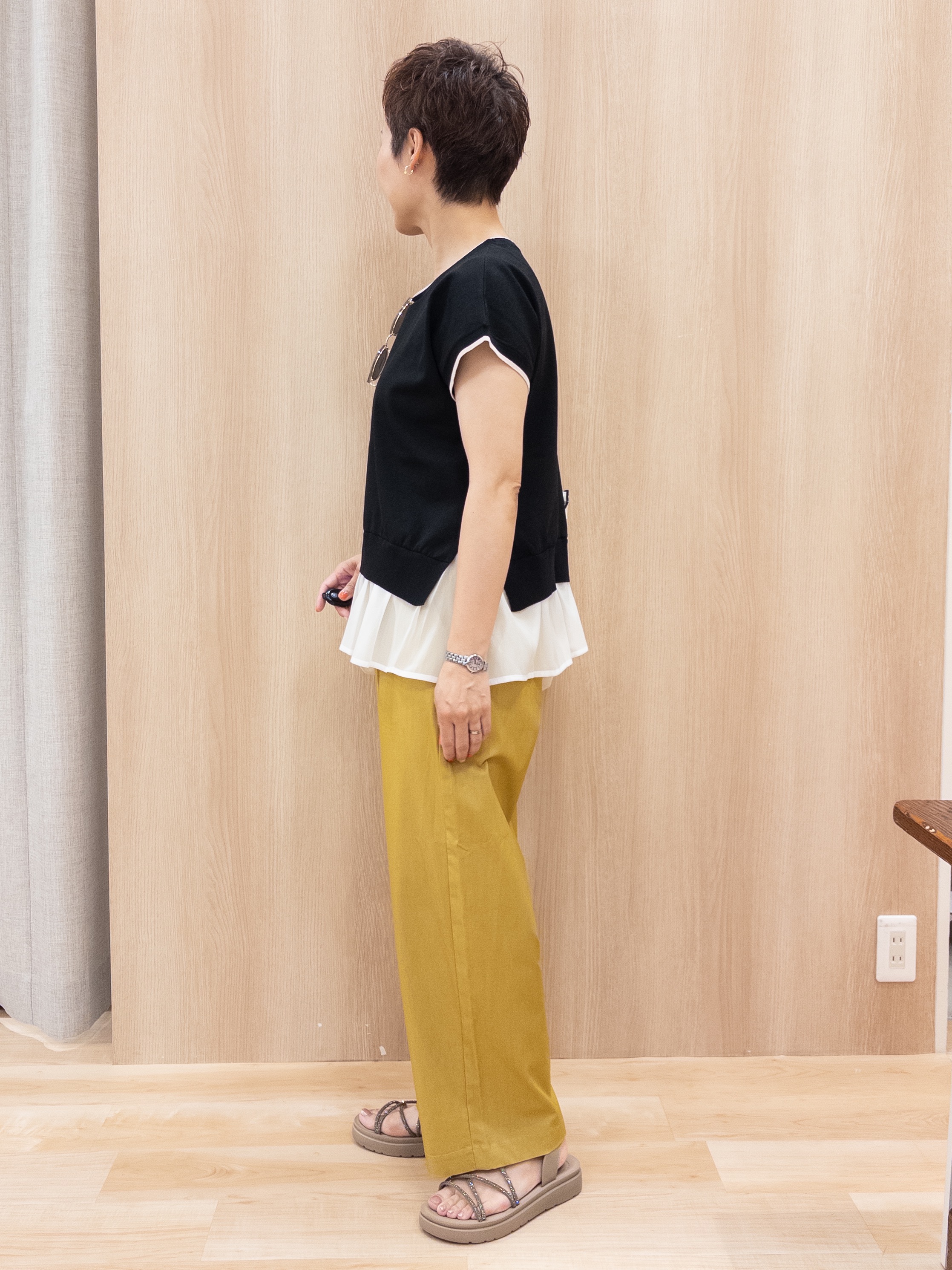 シュウコさんの「grove｜人気デザインが夏verで登場！【体型カバー】裾レイヤードニット」を使ったコーディネート
