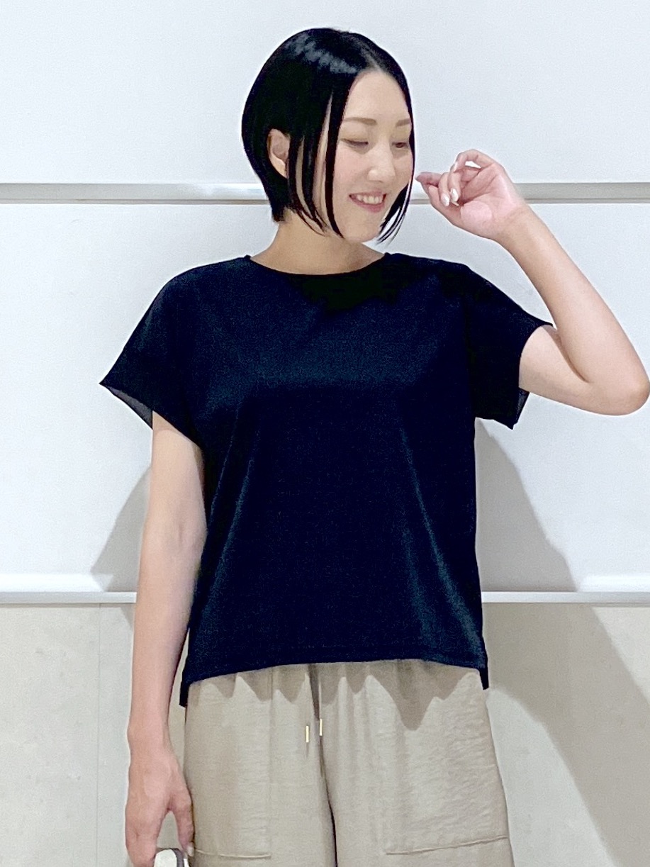 eriko さんの「Dessin｜【UVカット/接触冷感】美光沢カットソー」を使ったコーディネート