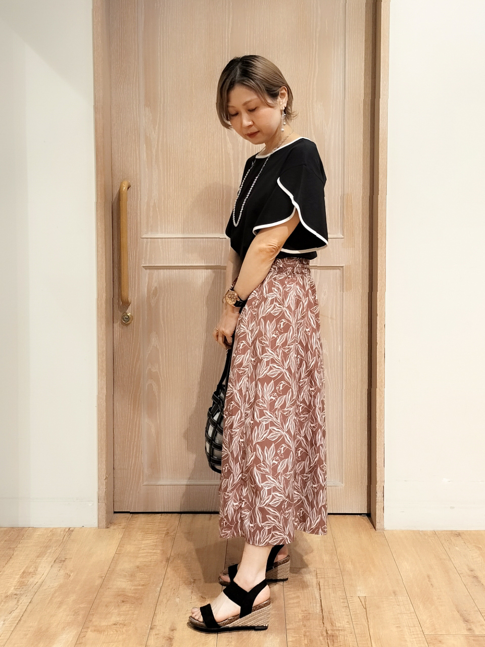 YUKIさんの「SHOO･LA･RUE｜【洗濯機可/S-LL】配色パイピング フレアスリーブトップス」を使ったコーディネート