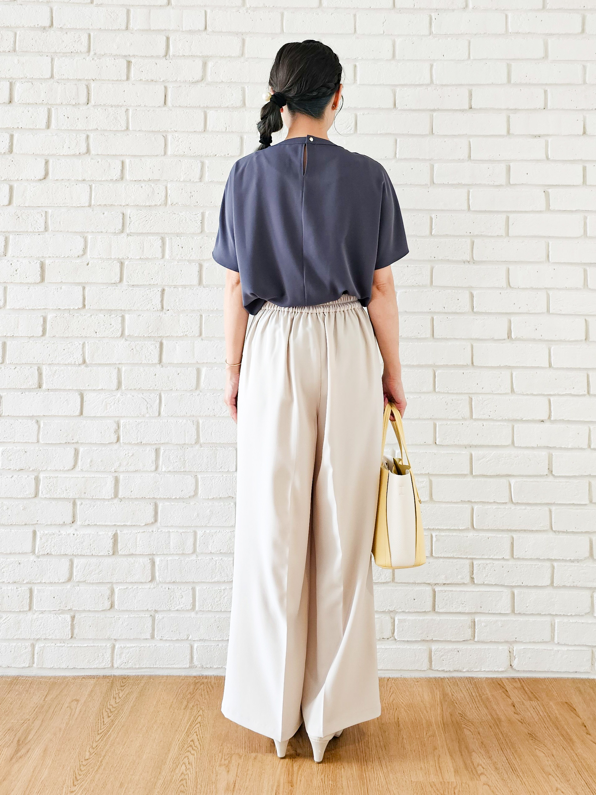 ゆゆさんの「SHOO･LA･RUE｜【UV/通勤】洗濯後しわになりにくい 上品配色ブラウス」を使ったコーディネート
