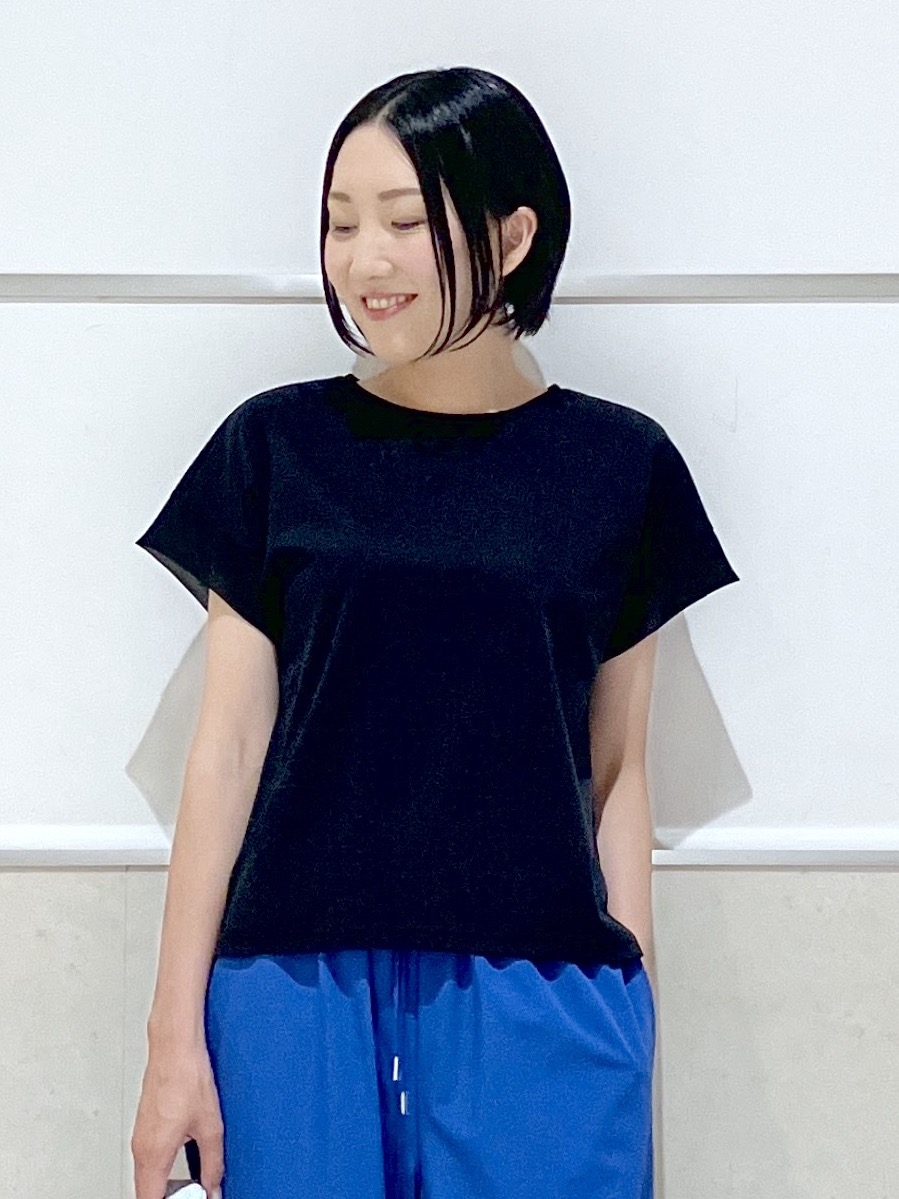 eriko さんの「Dessin｜【UVカット/接触冷感】美光沢カットソー」を使ったコーディネート