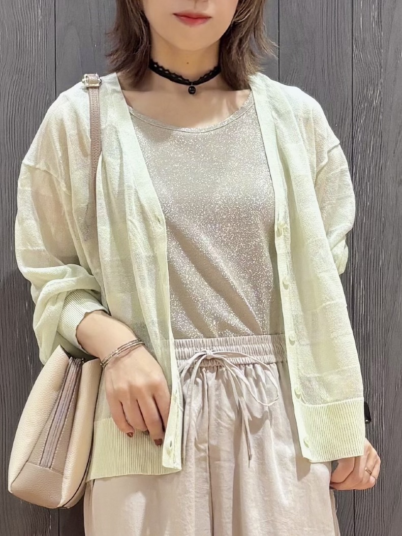 meiさんの「SHOO･LA･RUE｜【洗濯機可/S-LL】涼し気な透け感 日差し冷房対策に シアーボーダーカーディガン」を使ったコーディネート