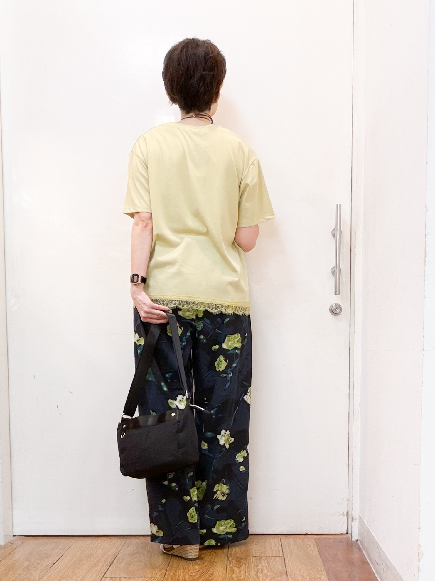 みぃさんの「SHOO･LA･RUE｜【UV/S-LL/洗濯機可】真夏に着たい裾レースが女性らしさをプラスする プリントアソートTシャツ」を使ったコーディネート