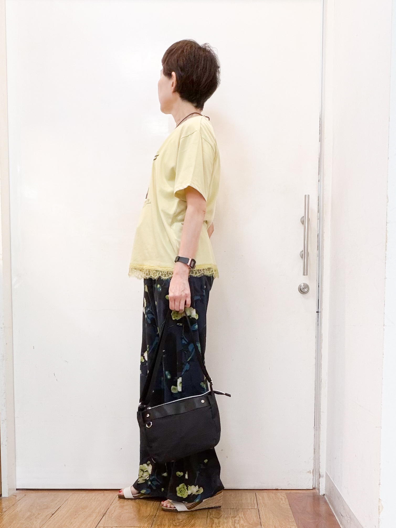 みぃさんの「SHOO･LA･RUE｜【UV/S-LL/洗濯機可】真夏に着たい裾レースが女性らしさをプラスする プリントアソートTシャツ」を使ったコーディネート