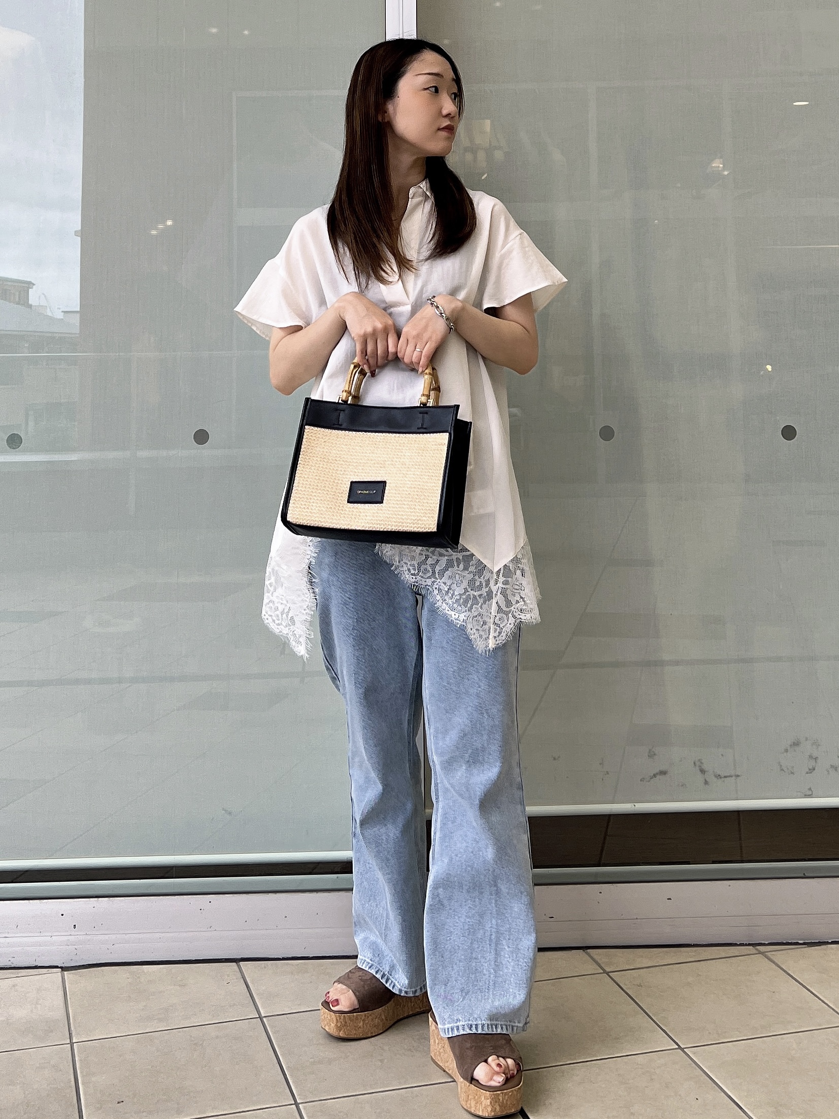 eriさんの「OPAQUE.CLIP｜裾レース スキッパーブラウス【洗濯機OK】」を使ったコーディネート