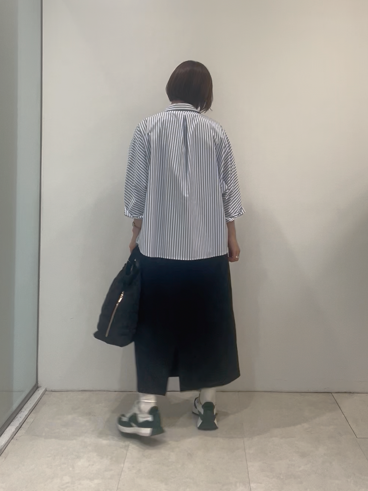 まどかさんの「UNTITLED｜【接触冷感/吸水速乾/UVカット】ドルマンスリーブシャツ」を使ったコーディネート