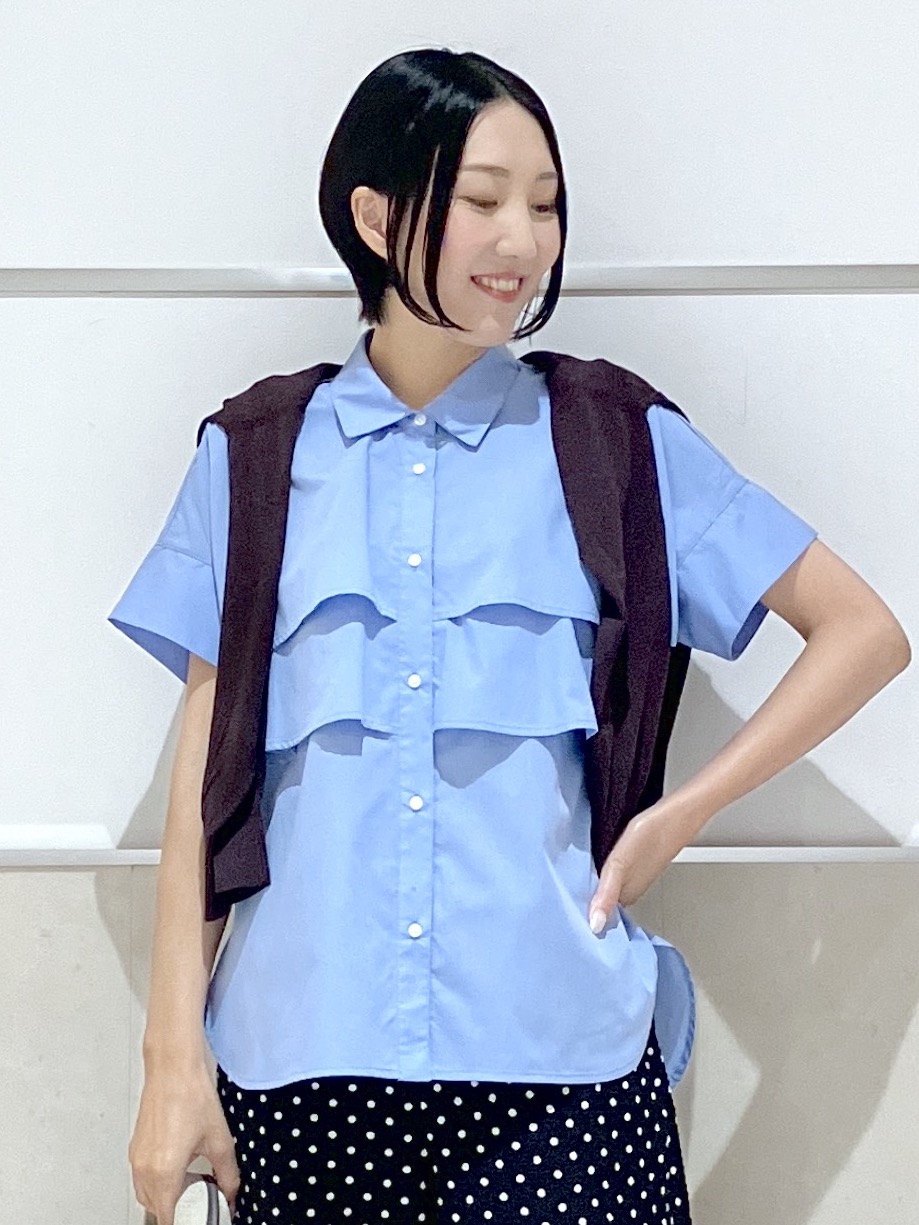eriko さんの「Dessin｜【マシンウォッシャブル】ダブルフリルブラウス」を使ったコーディネート