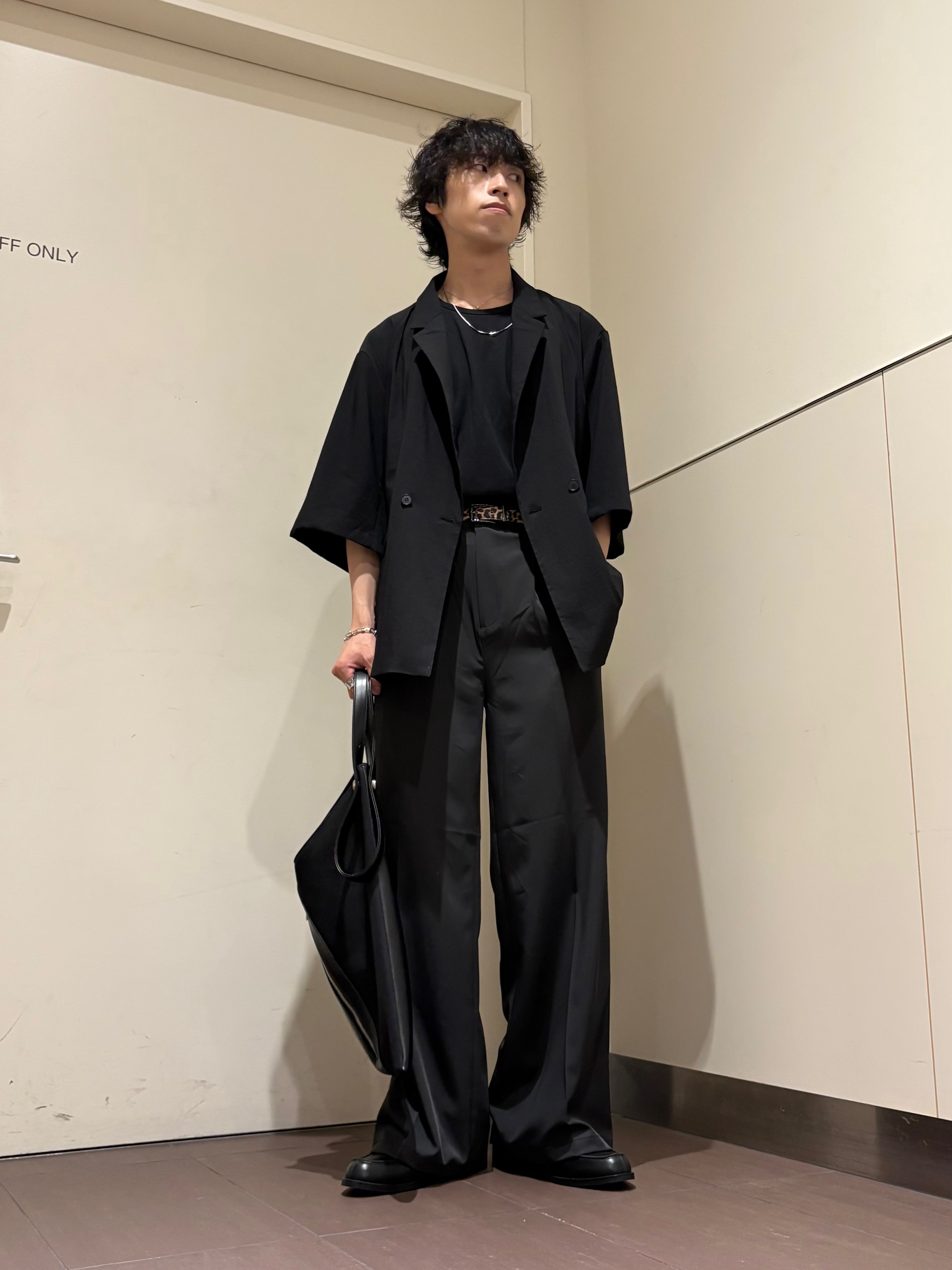 ナノシーさんの「tk.TAKEO KIKUCHI｜【接触冷感／UVCUT／セットアップ対応可】COOL PLAY5部袖ジャケット」を使ったコーディネート