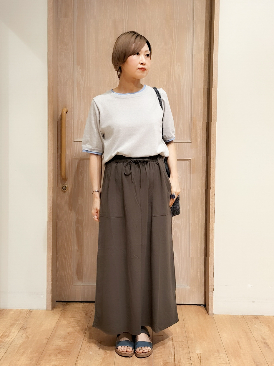 YUKIさんの「SHOO･LA･RUE｜【二の腕隠れる/コットン混】配色使いで差がつく 洗える五分袖ニット」を使ったコーディネート