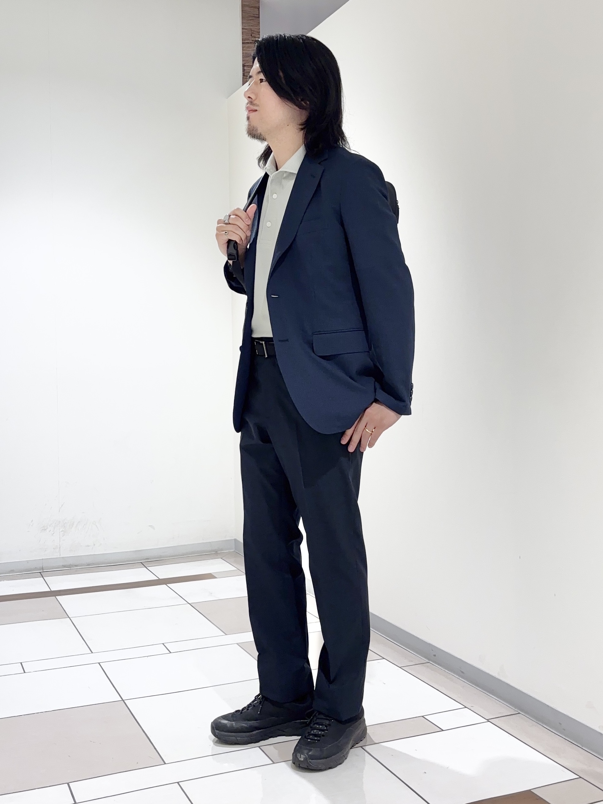 及川さんの「TAKEO KIKUCHI｜【Begin5月号掲載/通気性】トリコットサッカー ジャケット」を使ったコーディネート