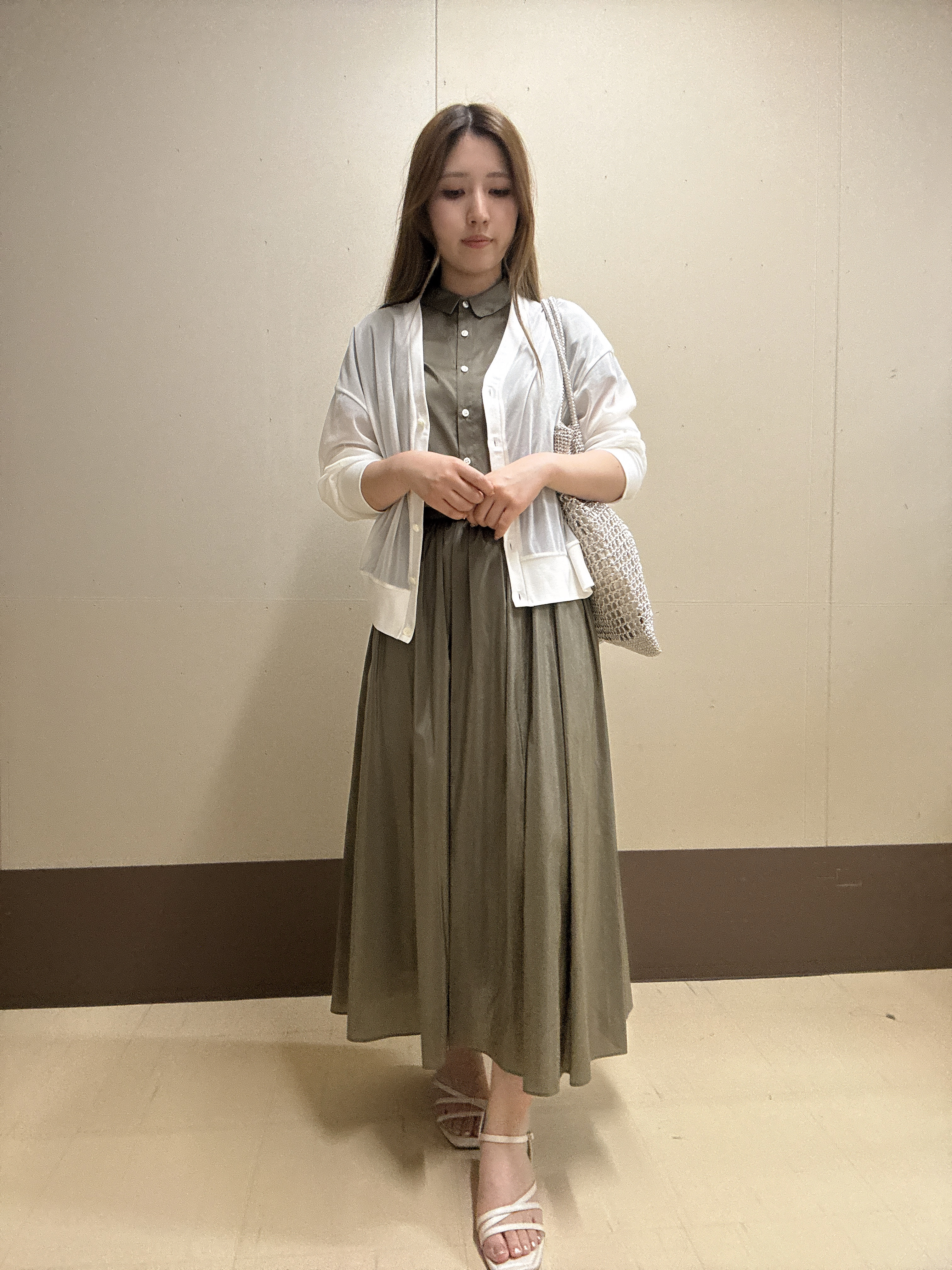 rimaさんの「UNTITLED｜【セットアップ可/軽量/清涼感】ローンギャザーブラウス」を使ったコーディネート