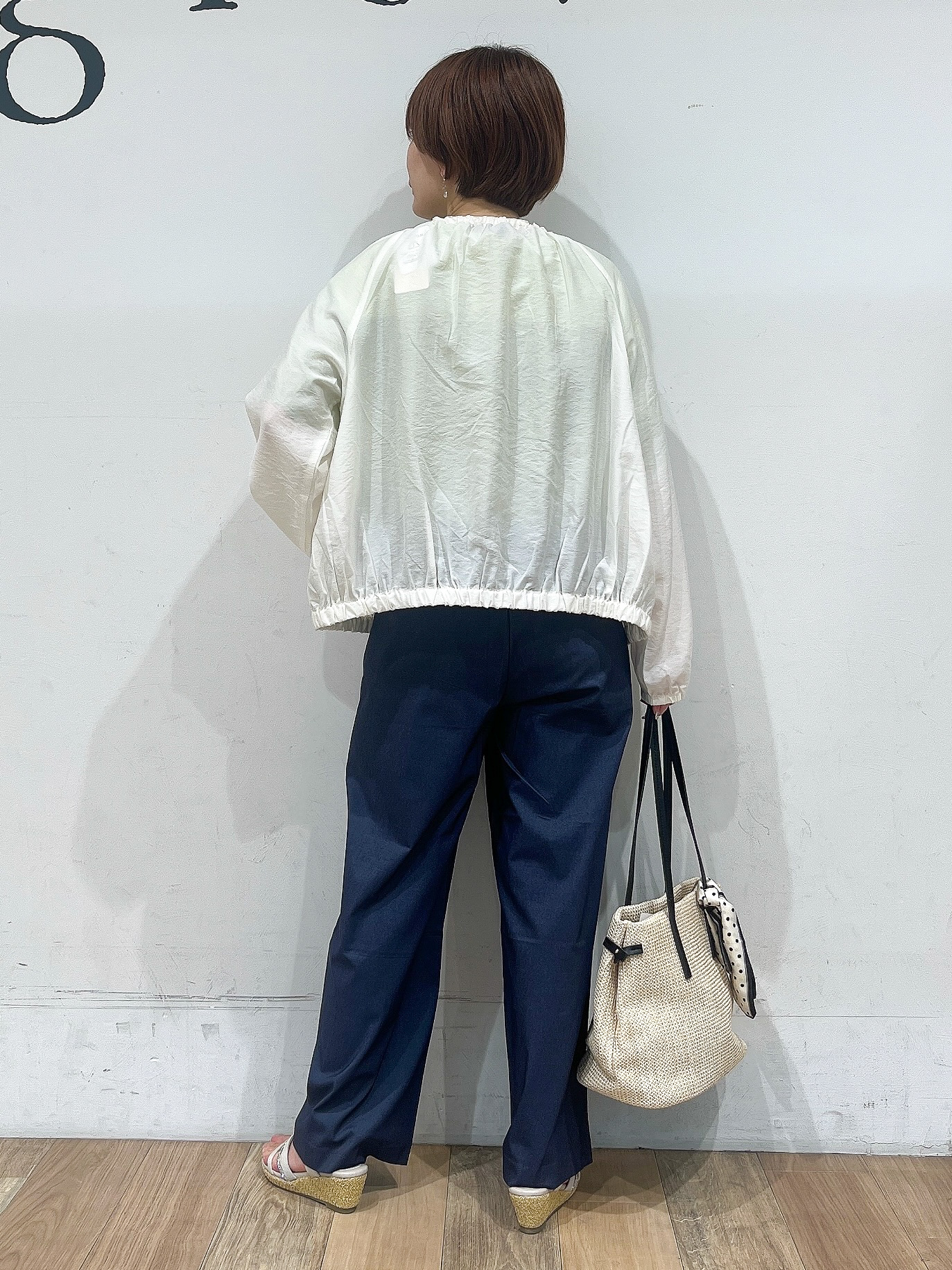 山さんさんの「grove｜【UVカット】体型カバー叶う、バックプリーツTシャツ」を使ったコーディネート