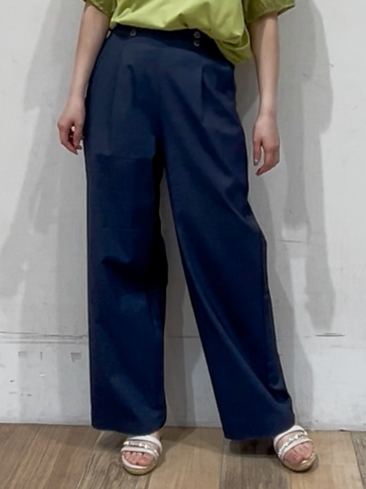 山さんさんの「grove｜【UVカット】体型カバー叶う、バックプリーツTシャツ」を使ったコーディネート