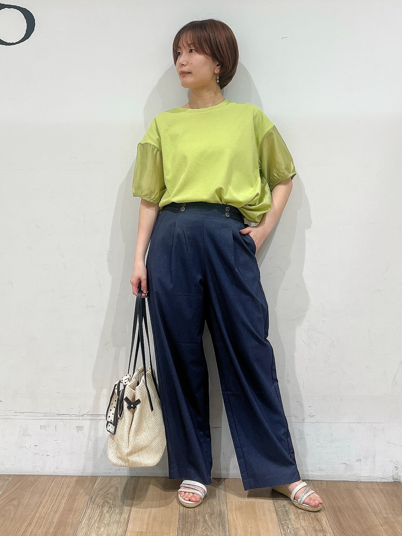 山さんさんの「grove｜【UVカット】体型カバー叶う、バックプリーツTシャツ」を使ったコーディネート