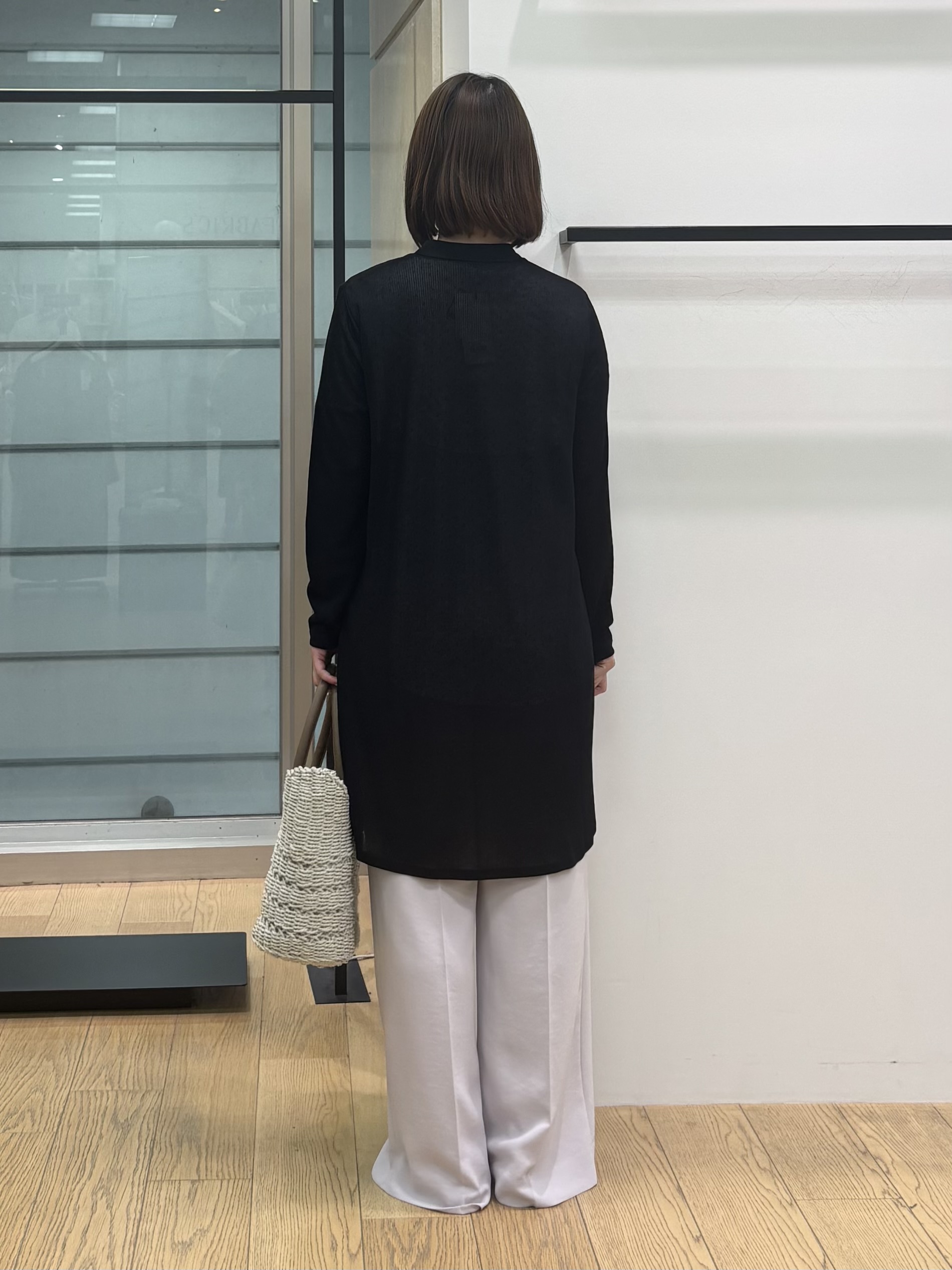 asamiさんの「INDIVI｜【洗える／ドットモチーフ】ケープスリーブブラウス」を使ったコーディネート