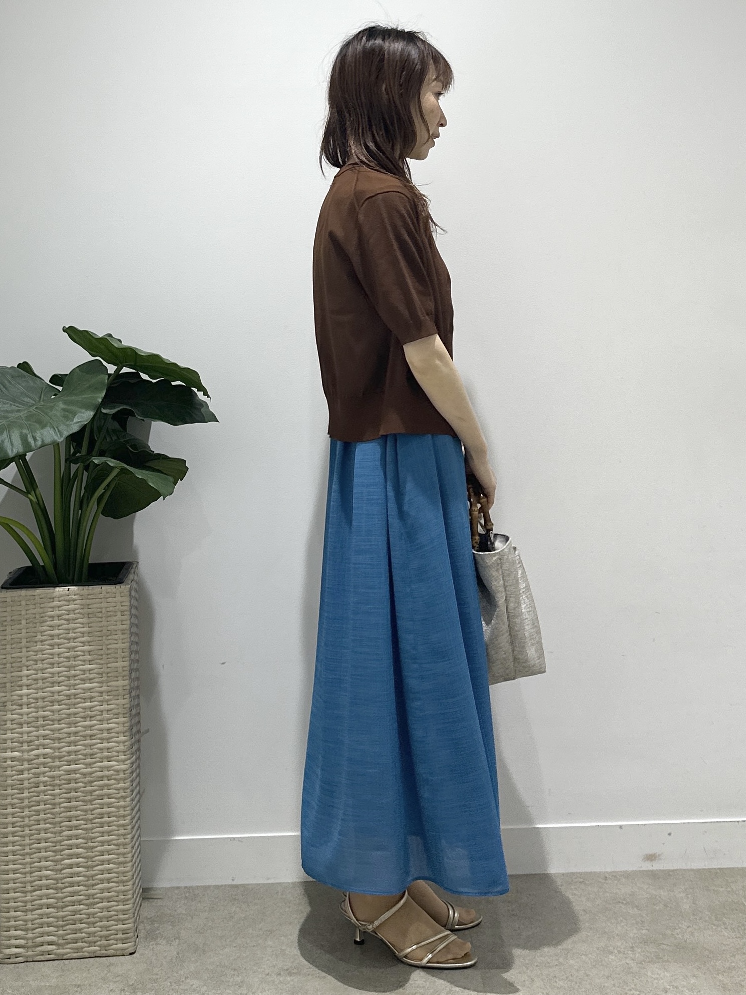 Miwaさんの「UNTITLED｜【すっきり秋羽織り/前開きボタン】ドライタッチ5分袖カーディガン」を使ったコーディネート