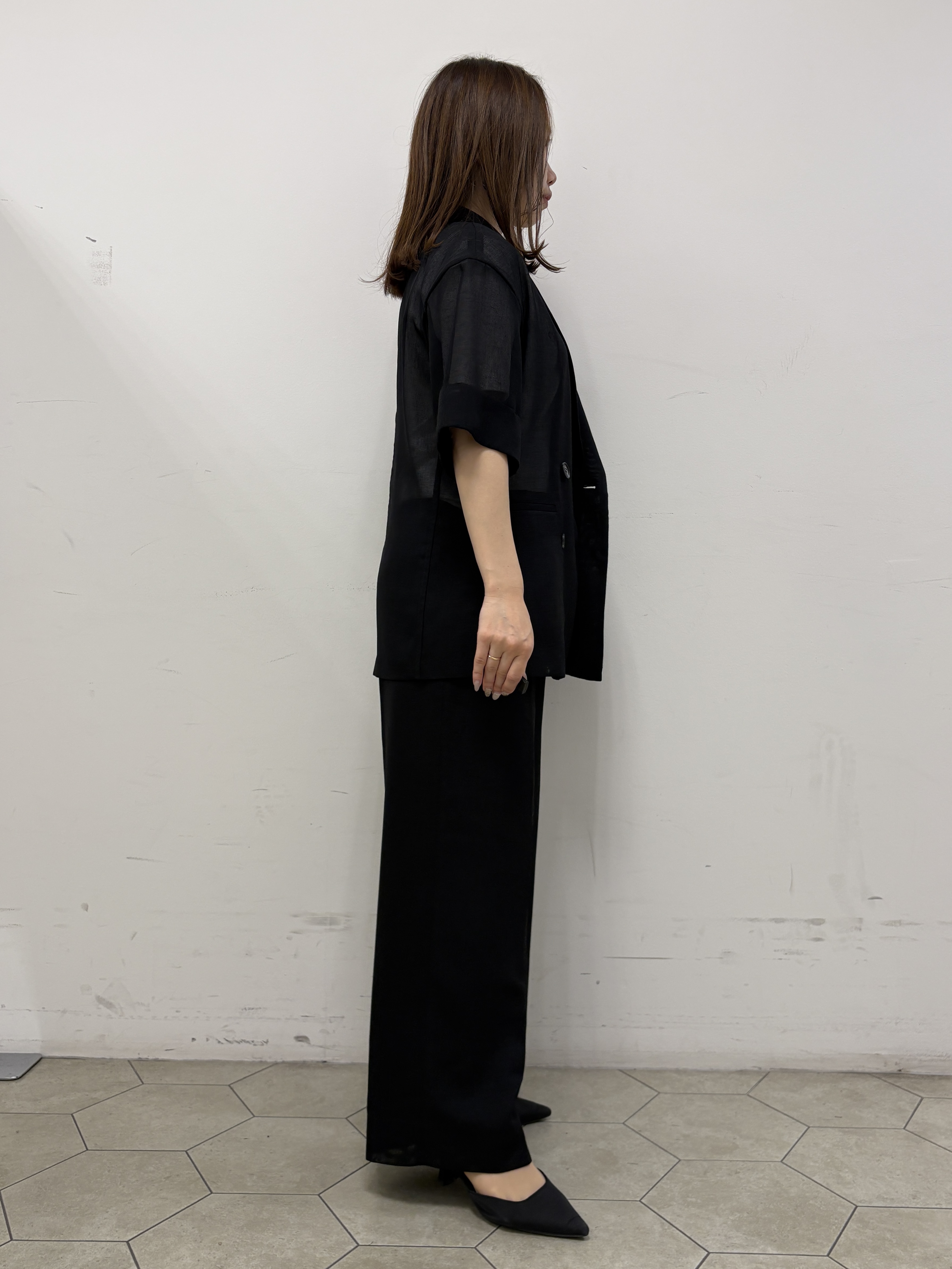 kahoさんの「INDIVI｜【洗える／メッシュ素材／SETUP可能】半袖シアージャケット」を使ったコーディネート