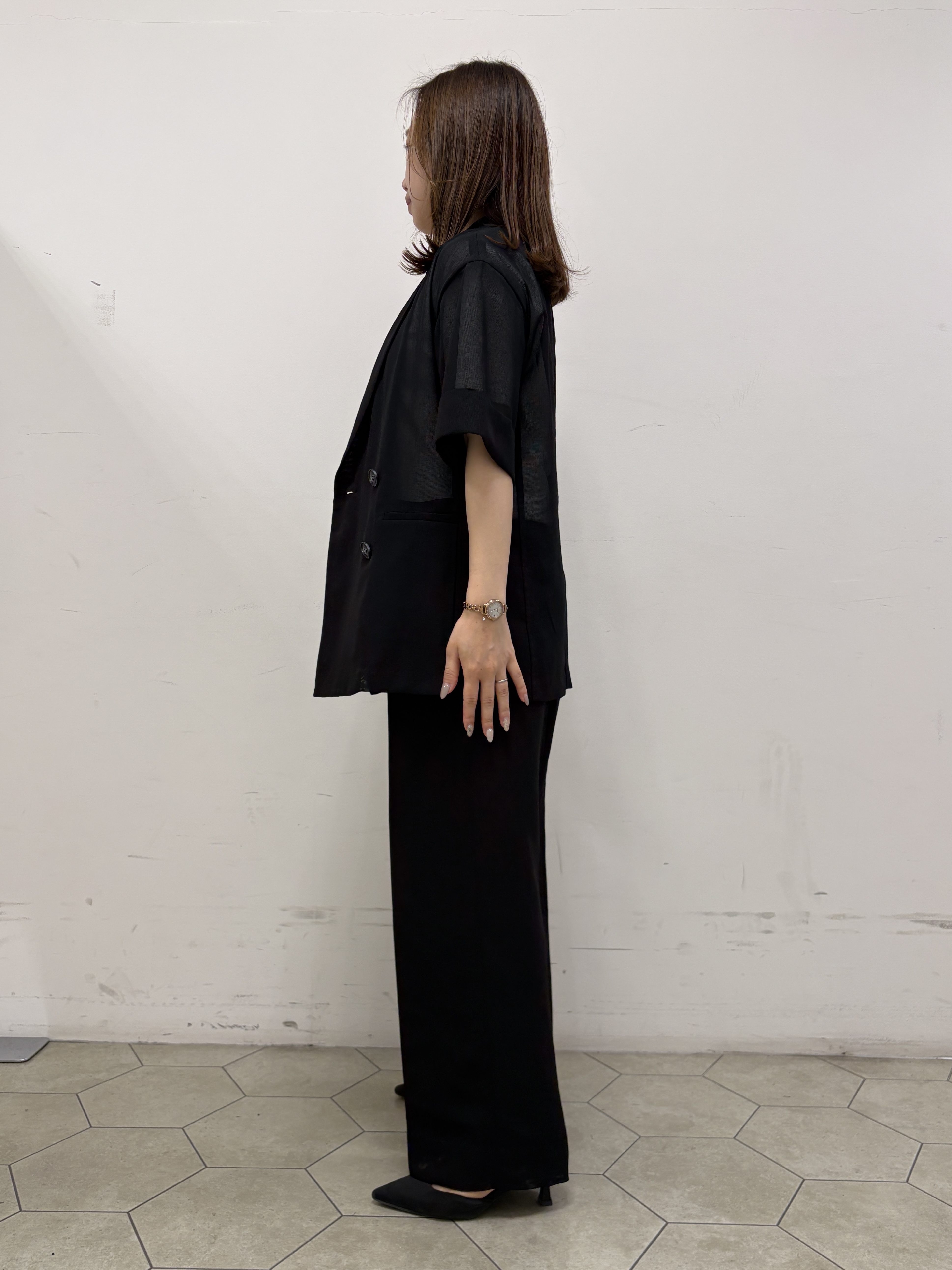 kahoさんの「INDIVI｜【洗える／メッシュ素材／SETUP可能】半袖シアージャケット」を使ったコーディネート