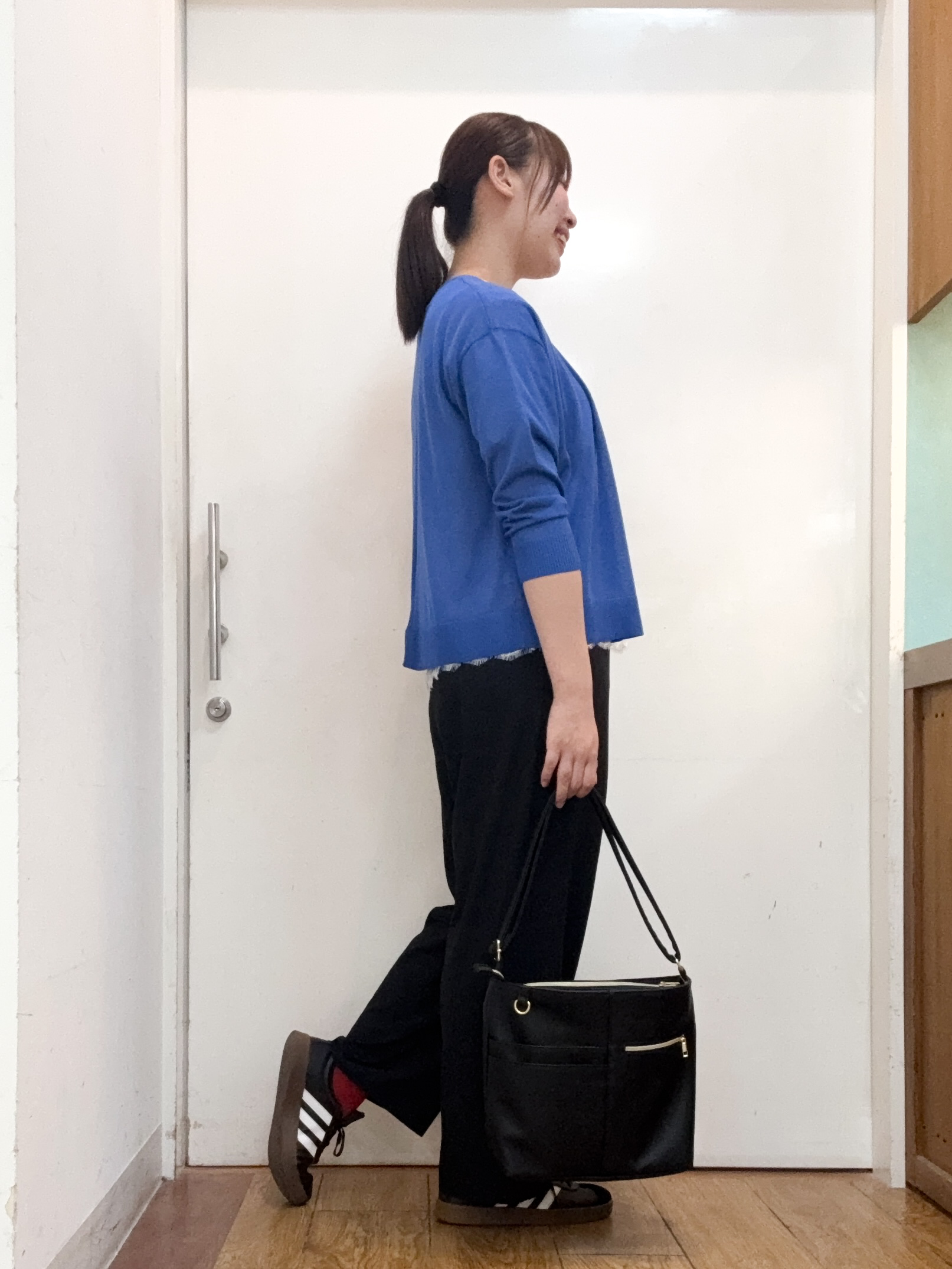 Karinさんの「SHOO･LA･RUE｜【UV/S-LL/洗濯機可】真夏に着たい裾レースが女性らしさをプラスする プリントアソートTシャツ」を使ったコーディネート
