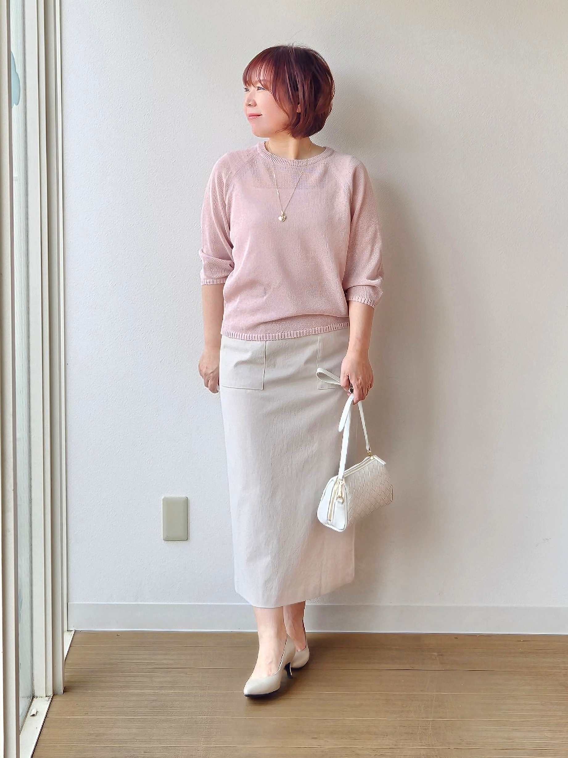やじまさんの「UNTITLED｜【洗える/ゆったり】クルーネックドライニット」を使ったコーディネート