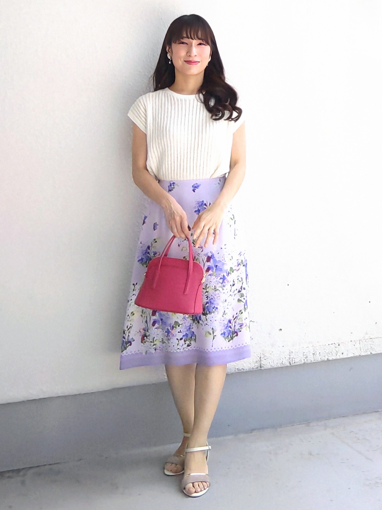 keinaさんの「SunaUna｜多色花柄プリントスカート」を使ったコーディネート