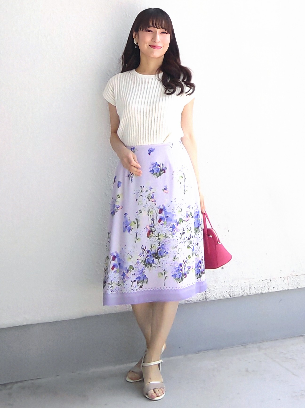 keinaさんの「SunaUna｜多色花柄プリントスカート」を使ったコーディネート
