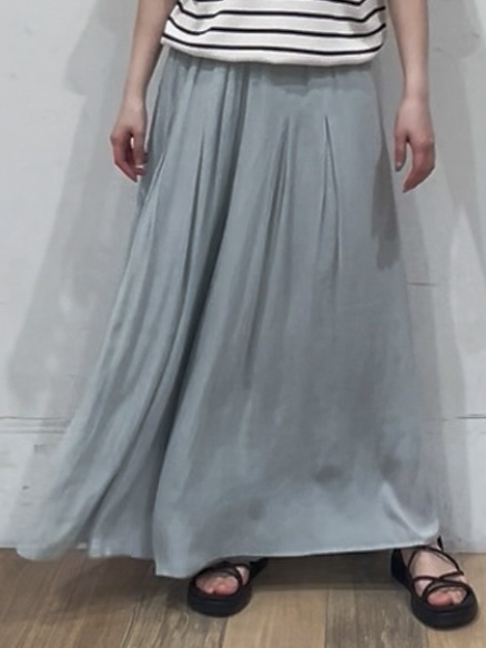 山さんさんの「grove｜【洗濯機OK・ひんやり/SETUP可】シワになりにくいハーフスリーブジャケット」を使ったコーディネート