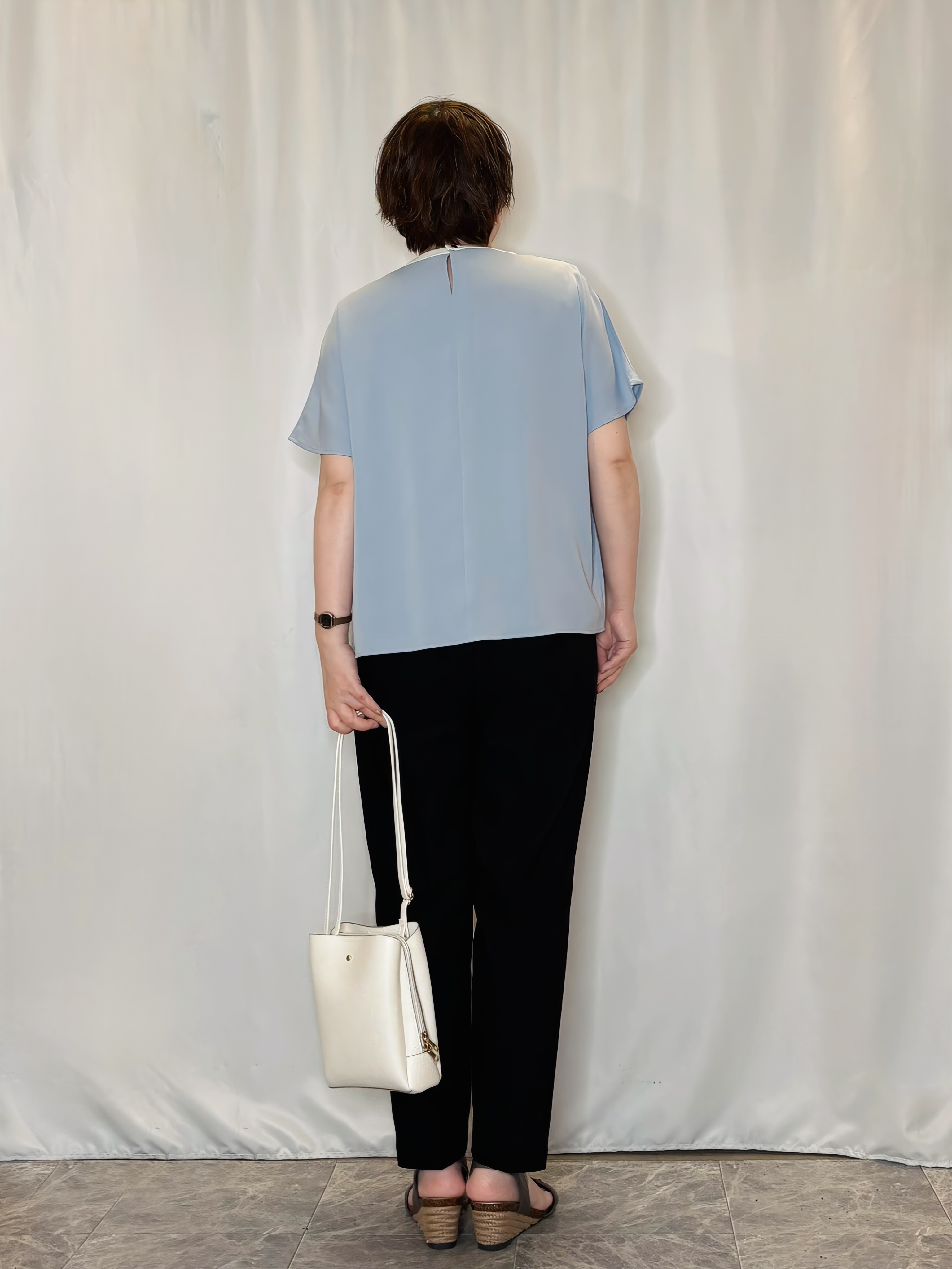 たみさんの「SHOO･LA･RUE｜【UV/通勤】洗濯後しわになりにくい 上品配色ブラウス」を使ったコーディネート