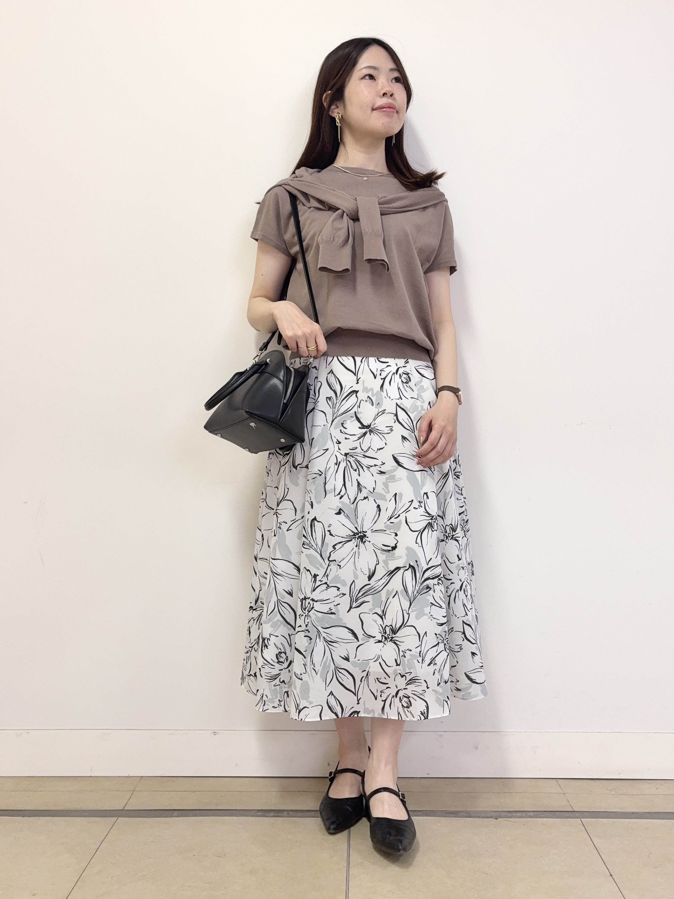 asamiさんの「UNTITLED｜◆【9色展開/アンサンブル可】コットンクルーネックカーディガン」を使ったコーディネート