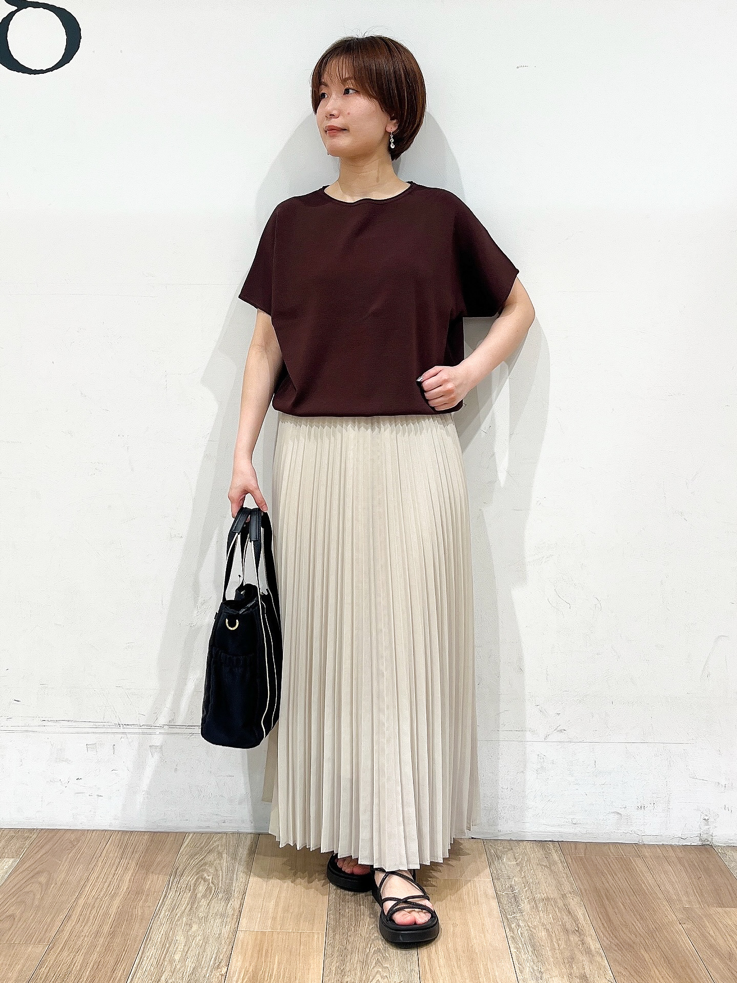 山さんさんの「grove｜気温調整にも◎ブラウス感覚で羽織れるシアーブルゾン」を使ったコーディネート