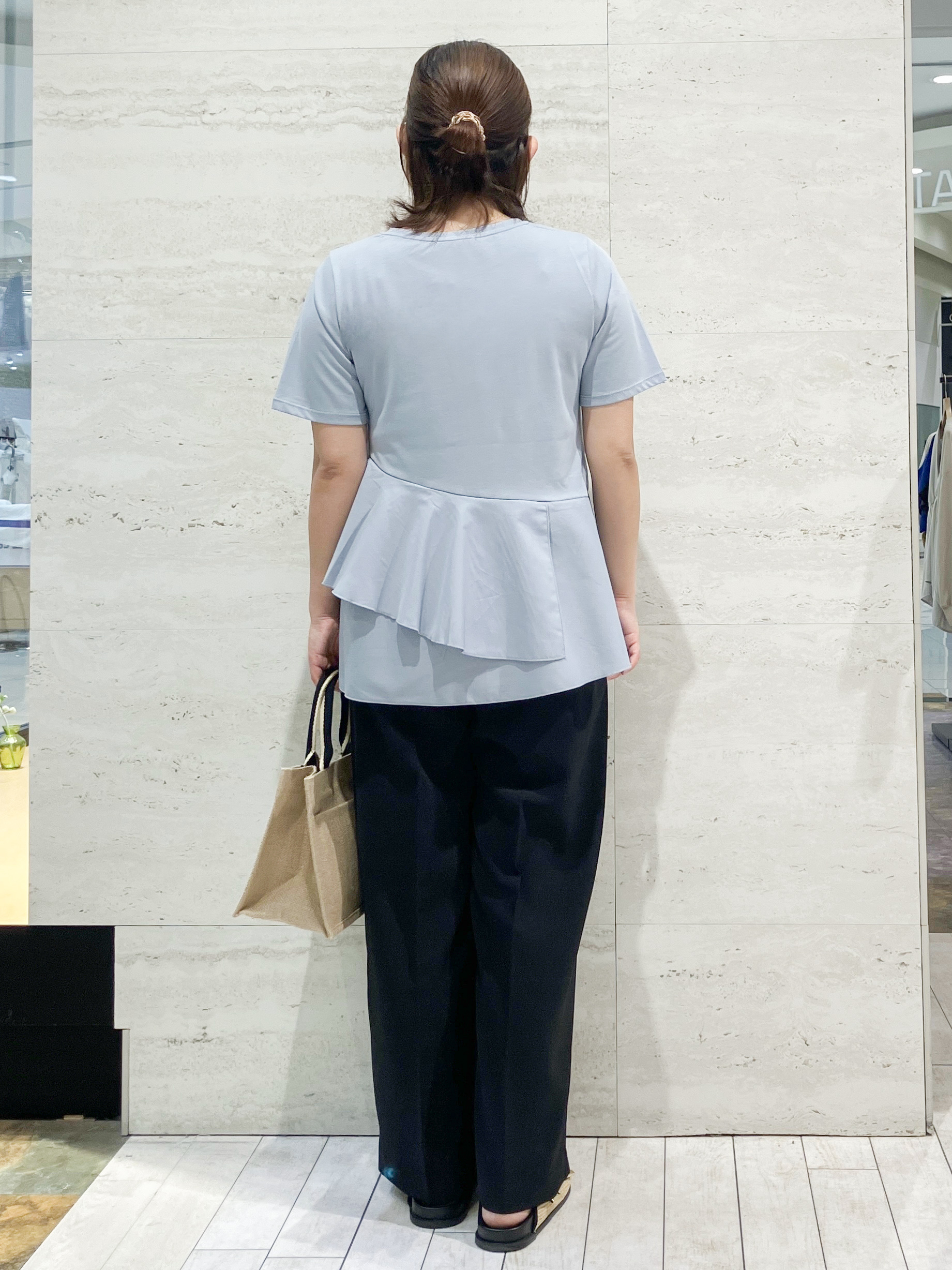 FUKAさんの「OPAQUE.CLIP｜ペプラムドッキングカットソー【洗濯機OK】」を使ったコーディネート