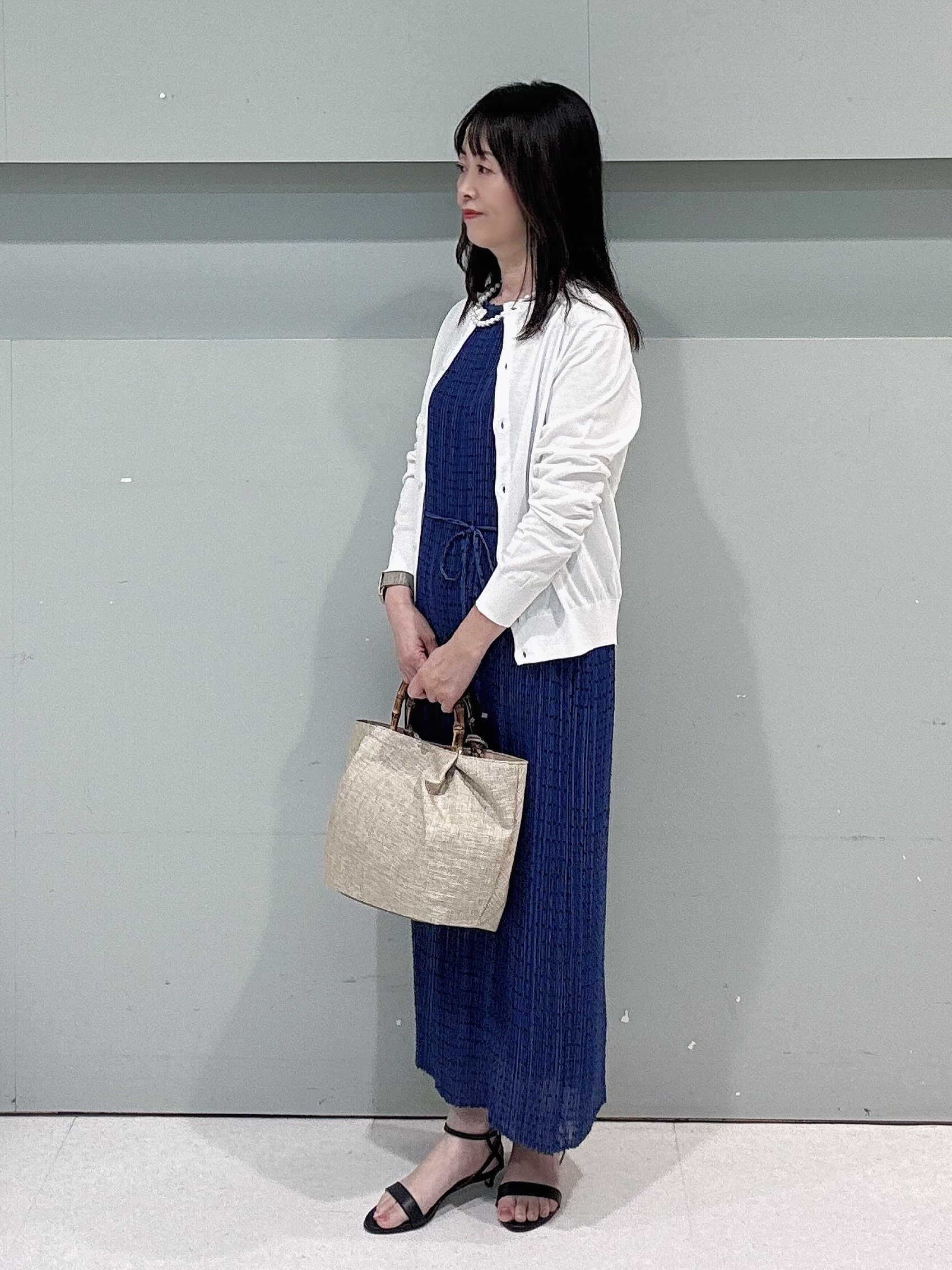 makiさんの「UNTITLED｜◆【9色展開/アンサンブル可】コットンクルーネックカーディガン」を使ったコーディネート