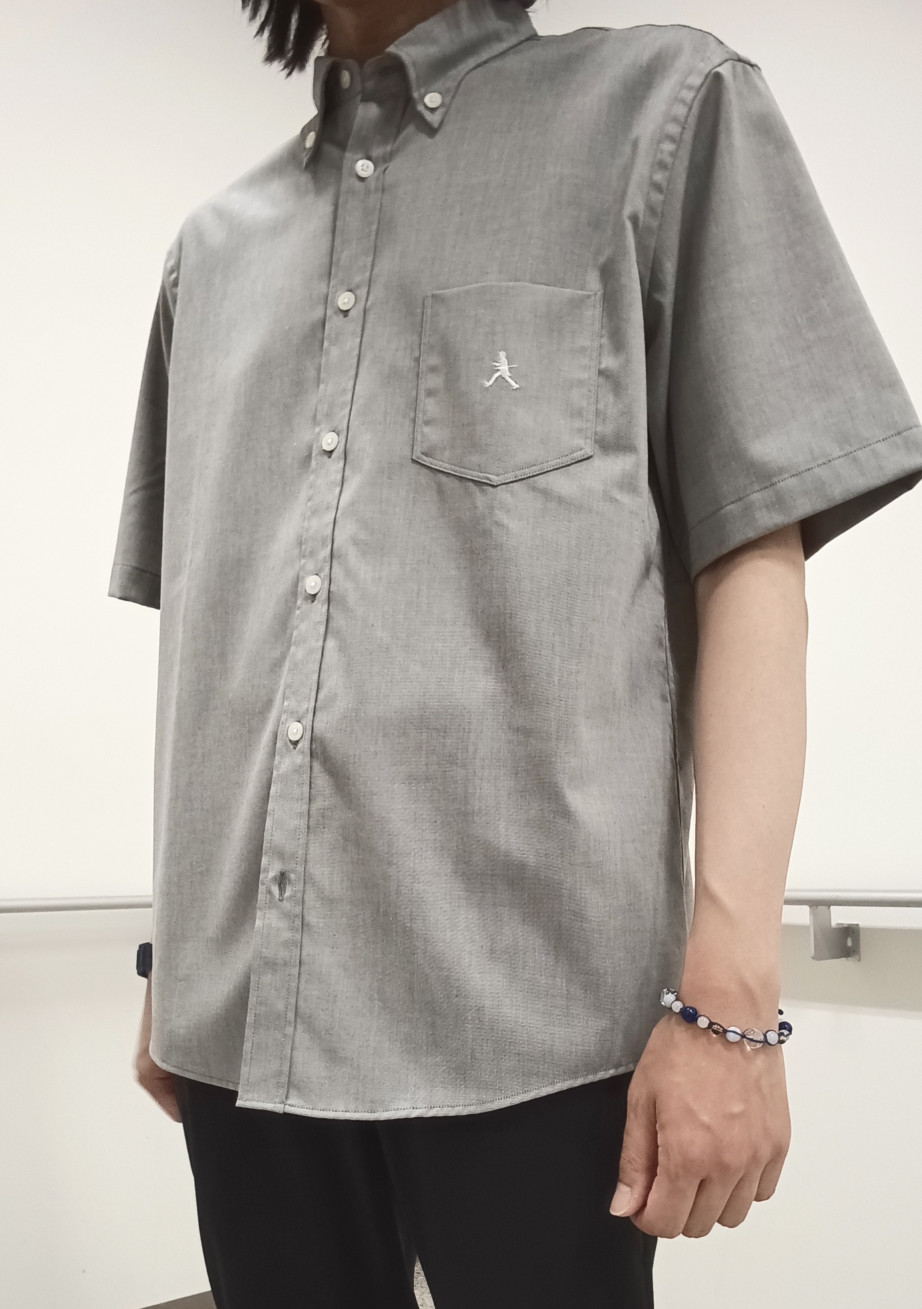 moritaさんの「TAKEO KIKUCHI｜【BOWLER HAT LABEL】ボーラーハットウォーカー刺繍 半袖ボタンダウンシャツ」を使ったコーディネート