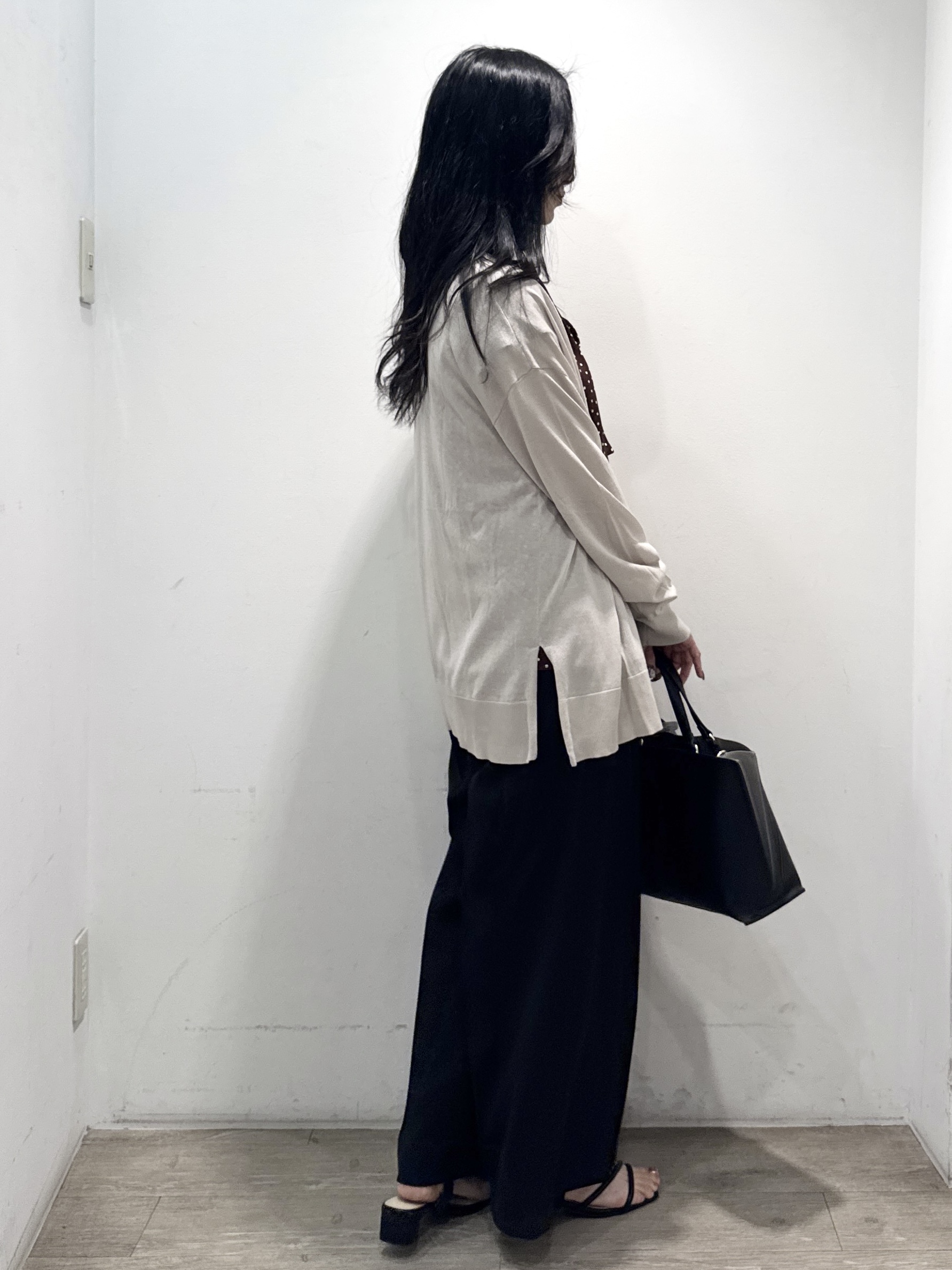 yuicciさんの「OPAQUE.CLIP｜【接触冷感】ニットカーディガン《洗濯機OK／抗ピリング》」を使ったコーディネート