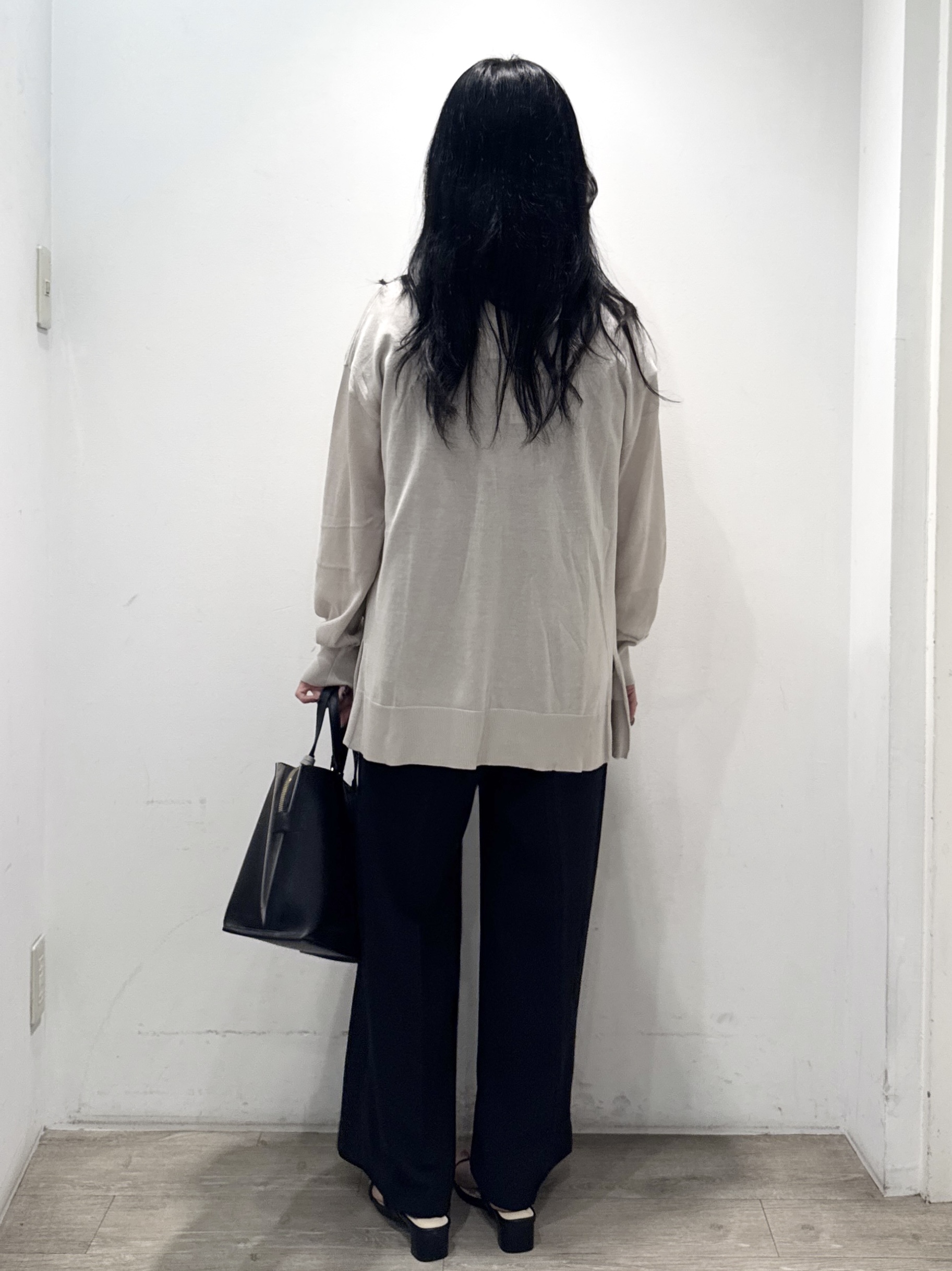 yuicciさんの「OPAQUE.CLIP｜【接触冷感】ニットカーディガン《洗濯機OK／抗ピリング》」を使ったコーディネート