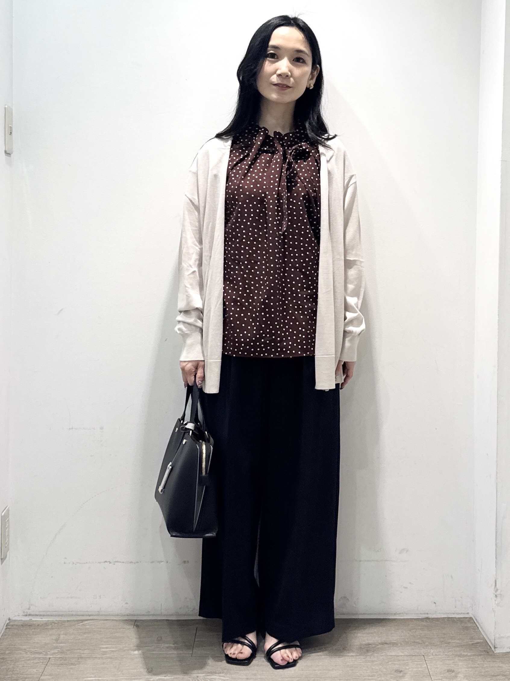 yuicciさんの「OPAQUE.CLIP｜【接触冷感】ニットカーディガン《洗濯機OK／抗ピリング》」を使ったコーディネート